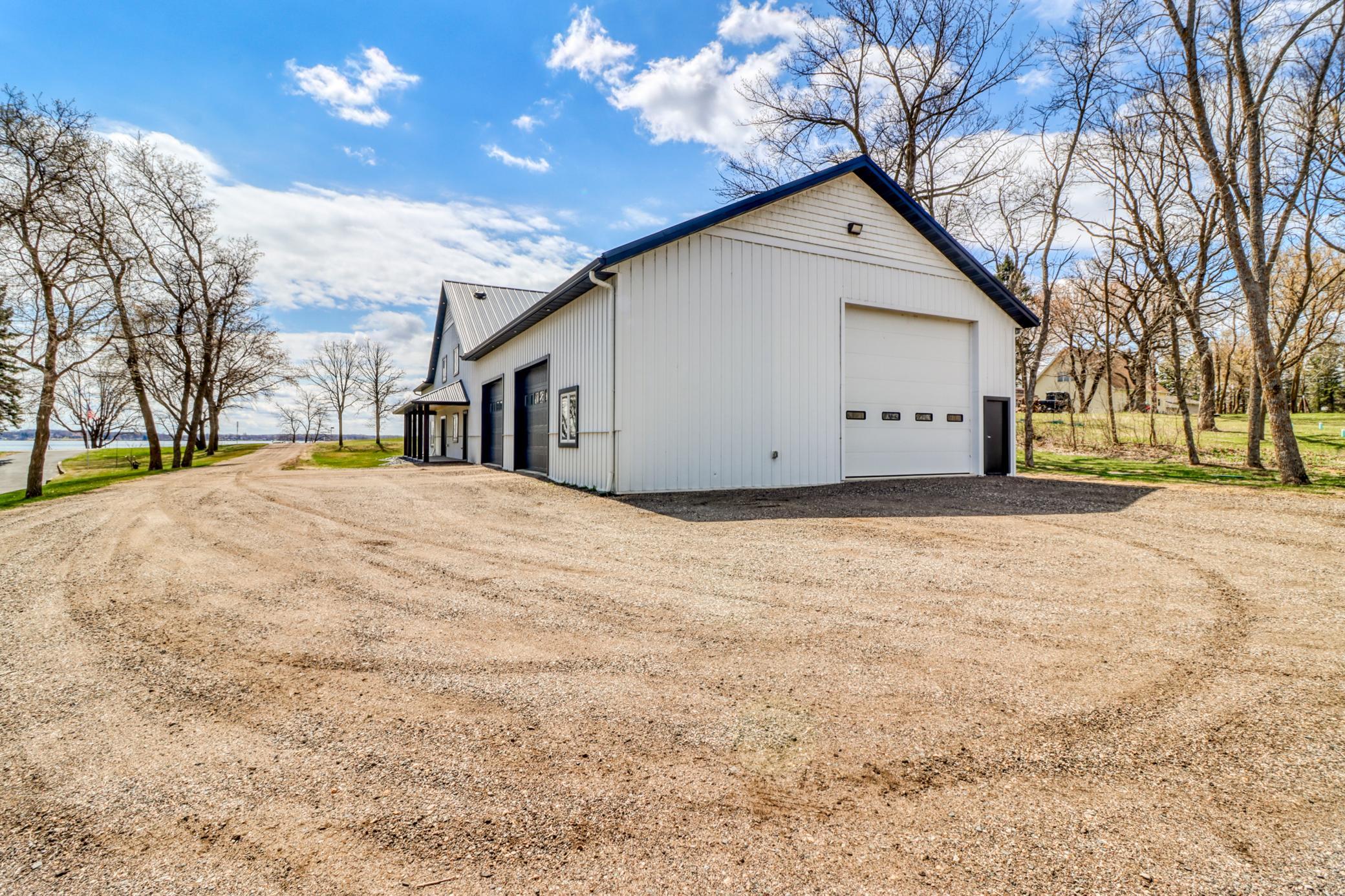 51509 County Highway 9 Property Photo 42