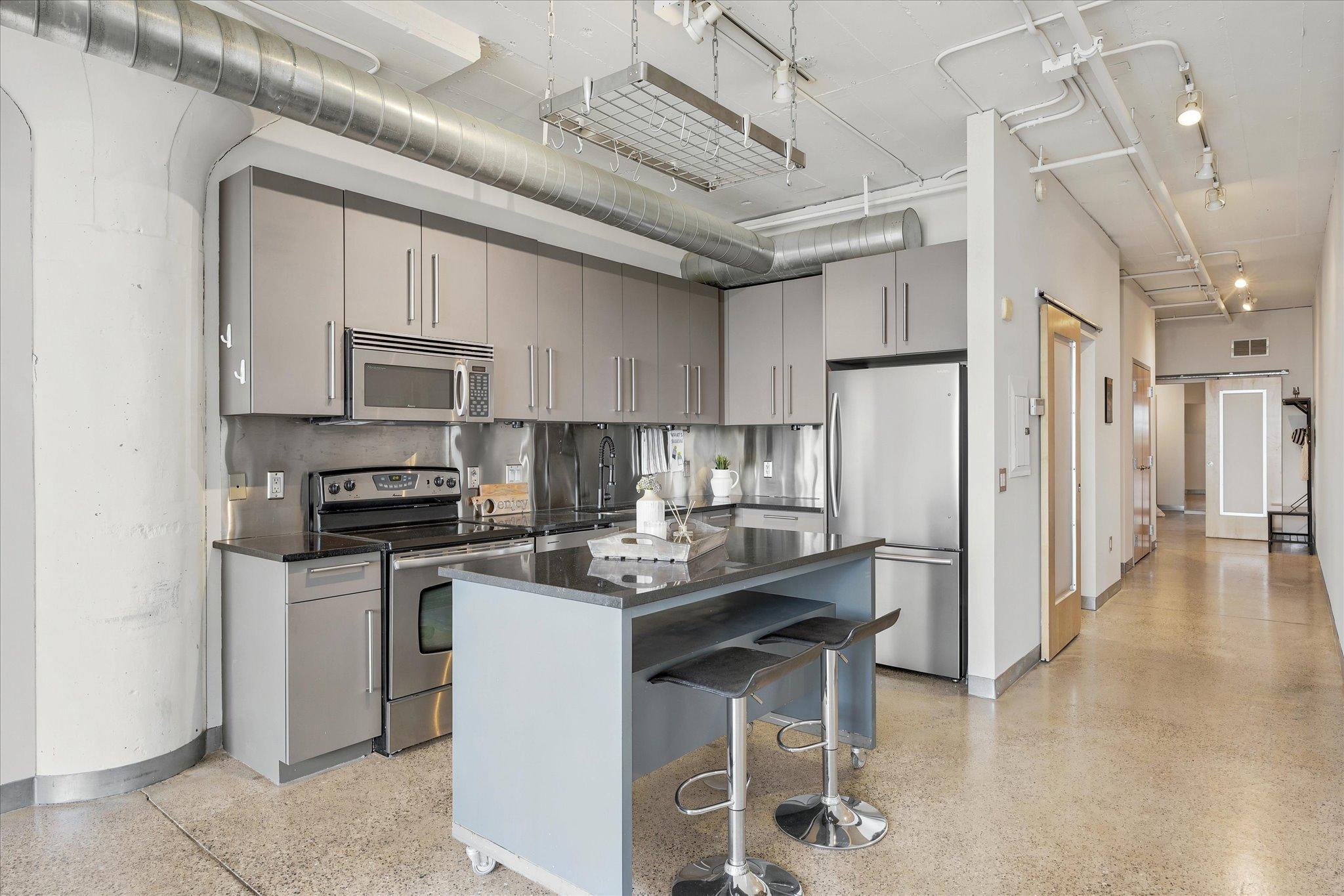 2929 Chicago Avenue 1002 Property Photo 15