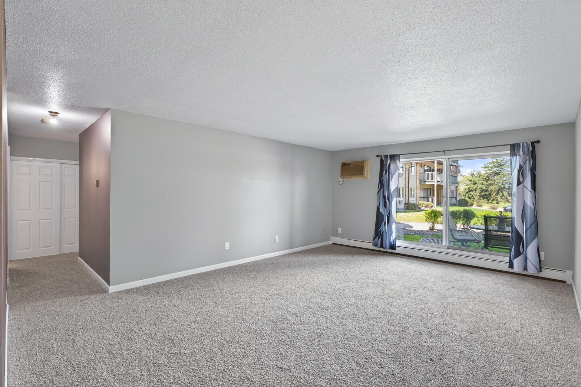2011 E 122nd Street D1 Property Photo 6