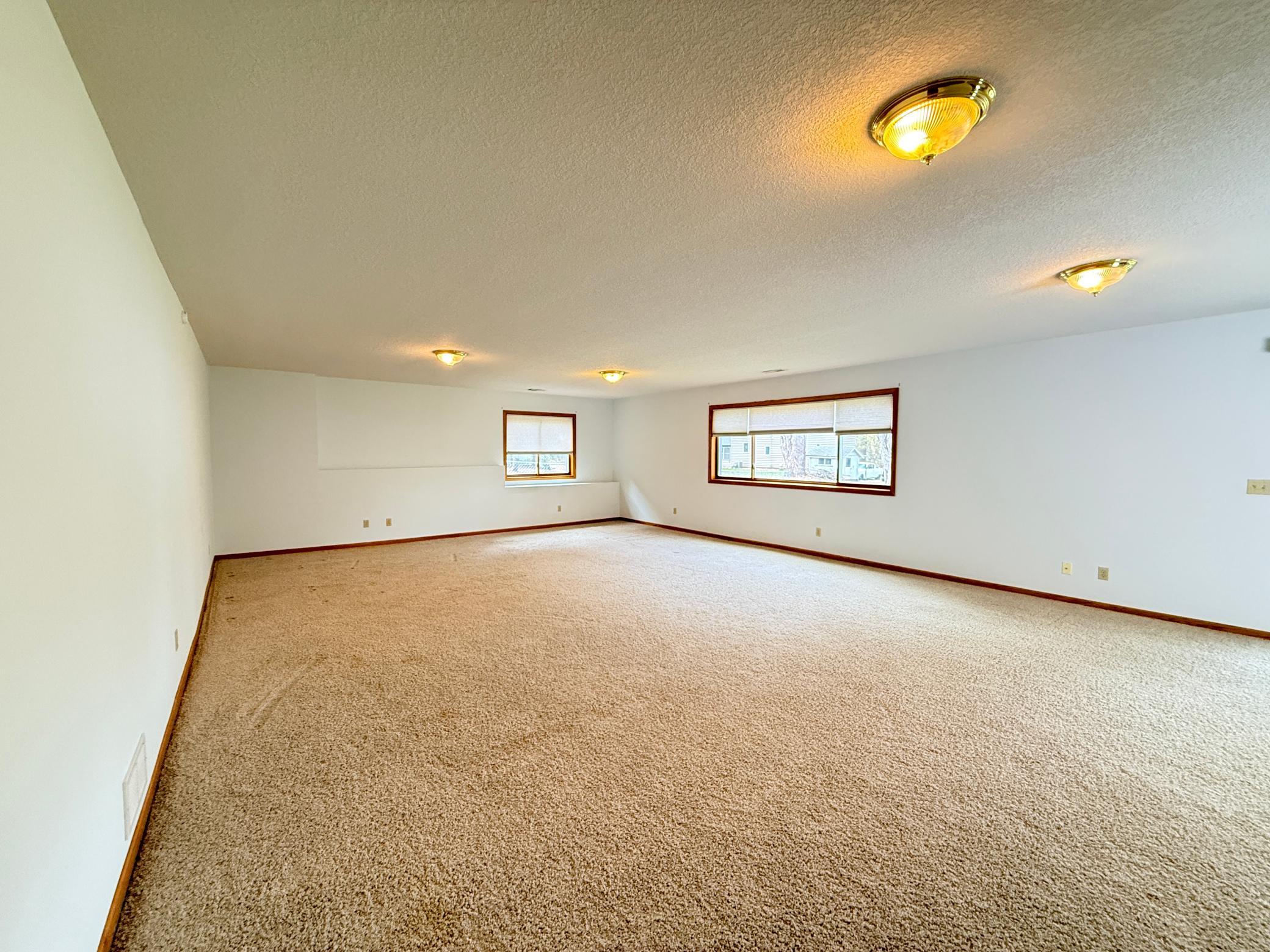 676 12th Avenue Nw Property Photo 40