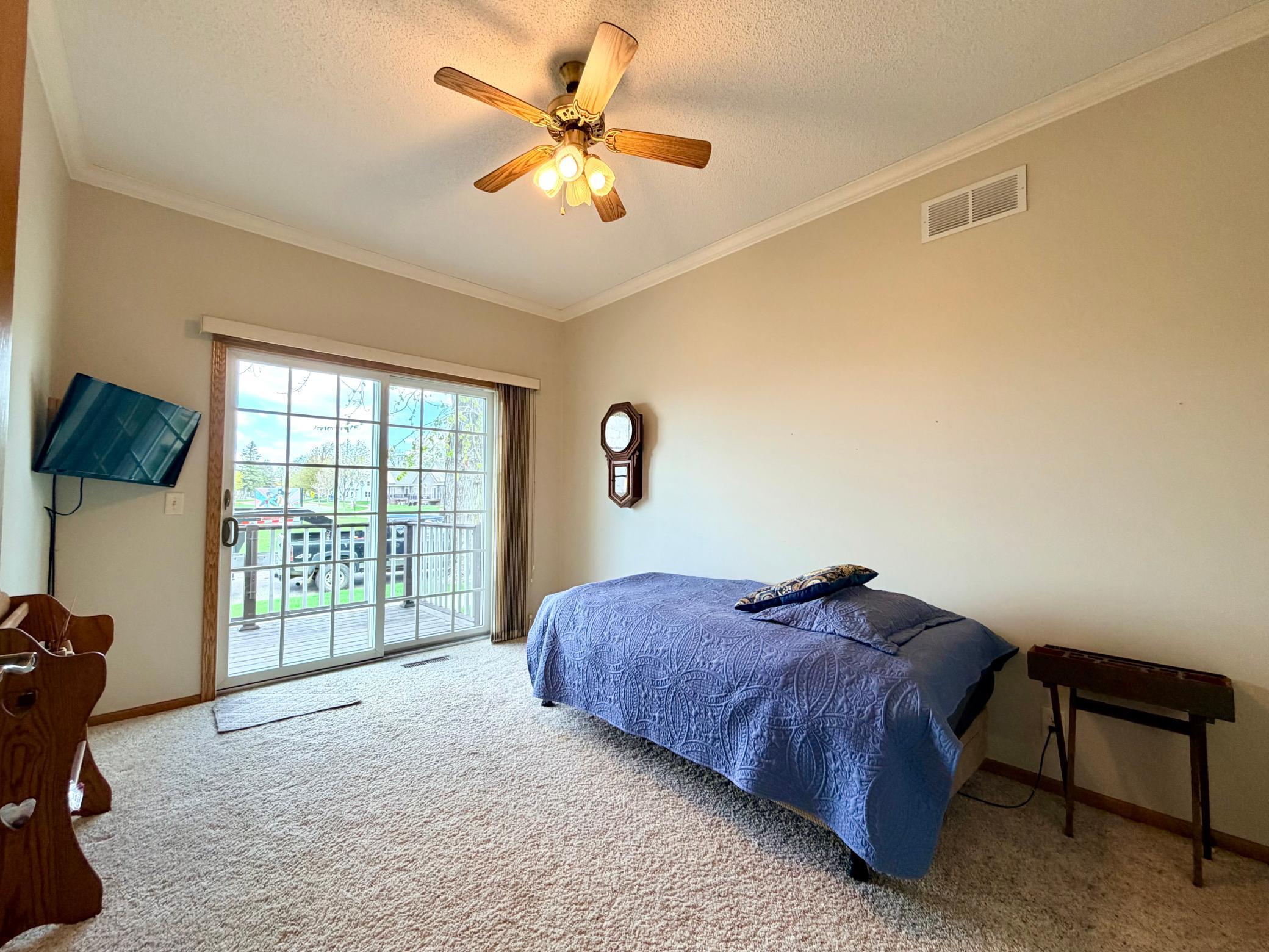 726 3rd Avenue Property Photo 18