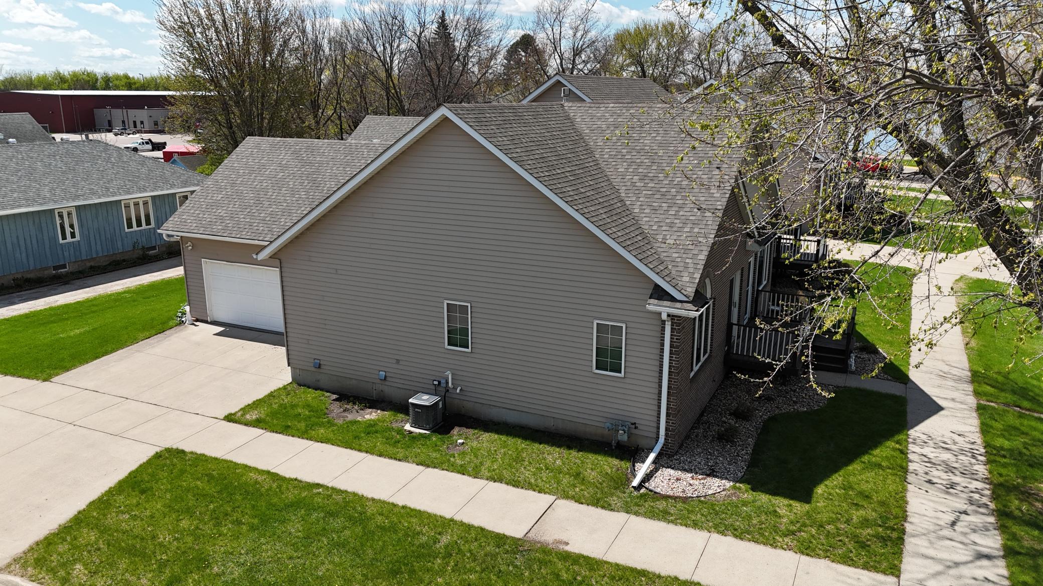 726 3rd Avenue Property Photo 33