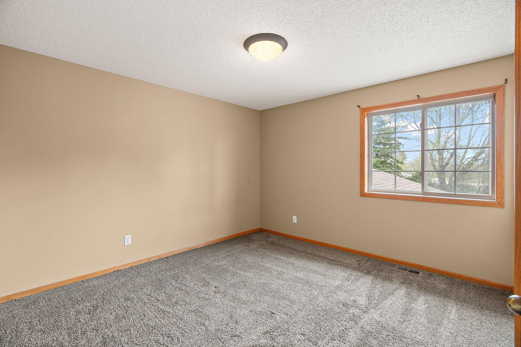 208 E Orchard Street Property Photo 13