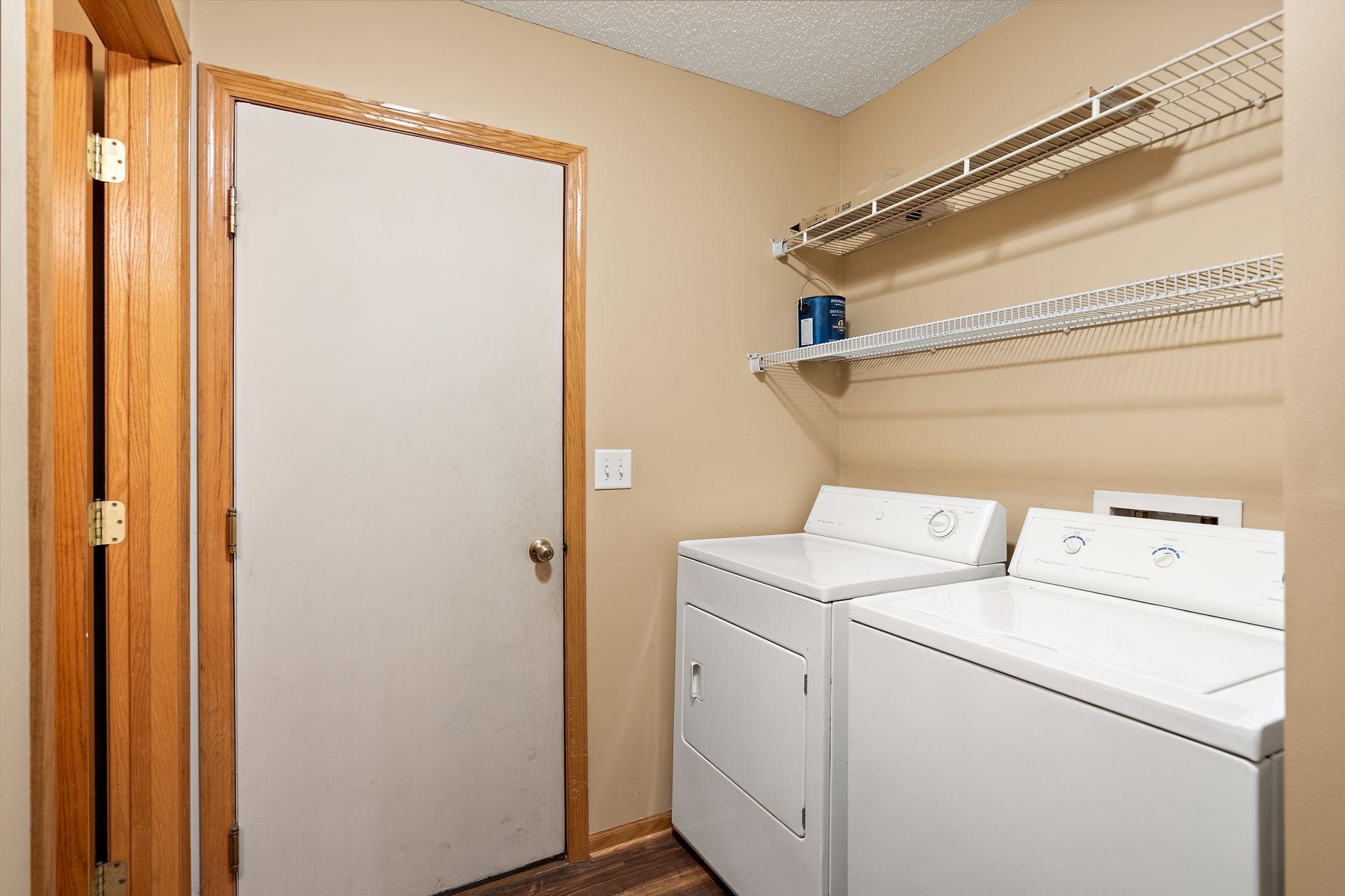 208 E Orchard Street Property Photo 14