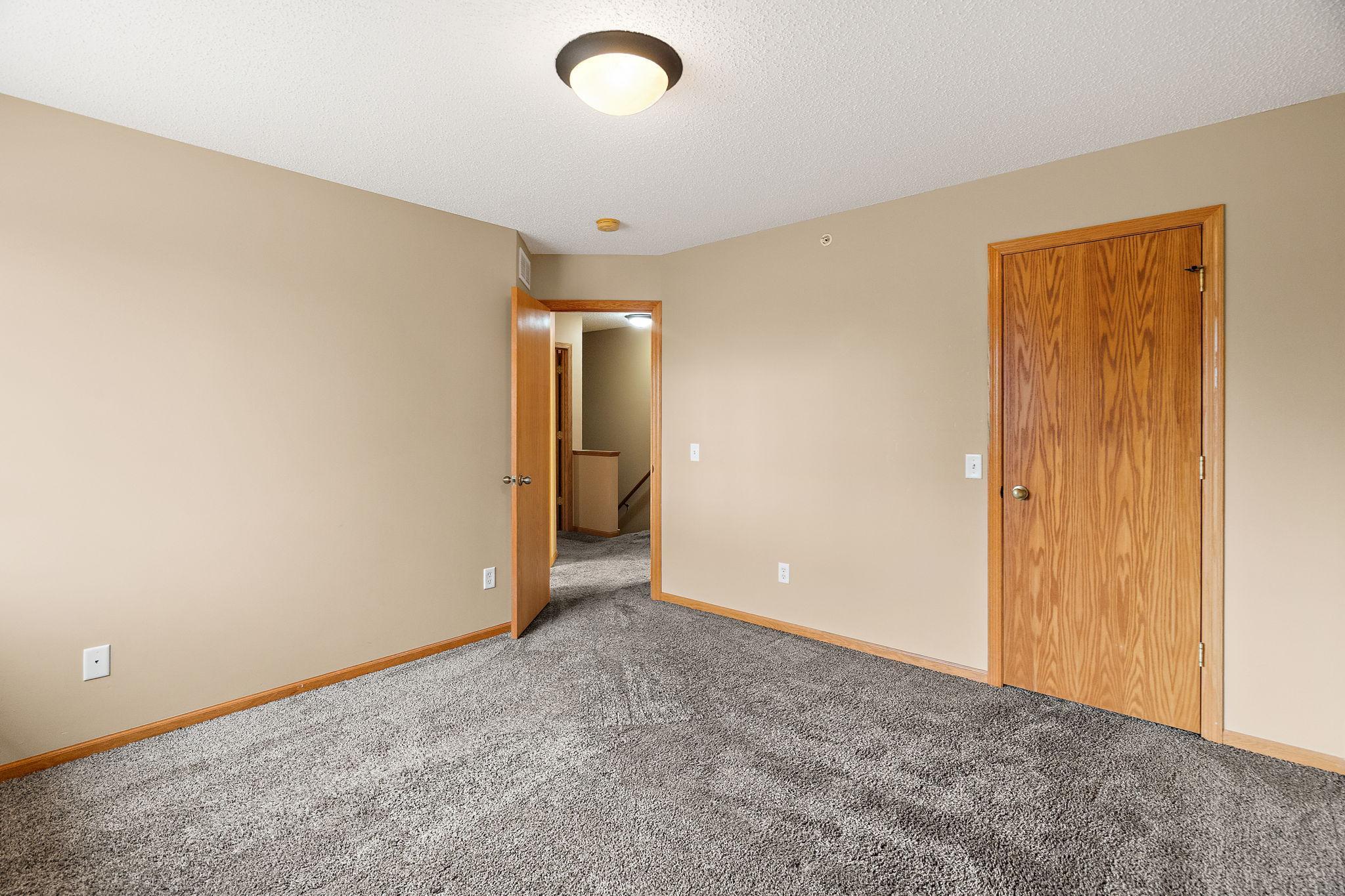 208 E Orchard Street Property Photo 23