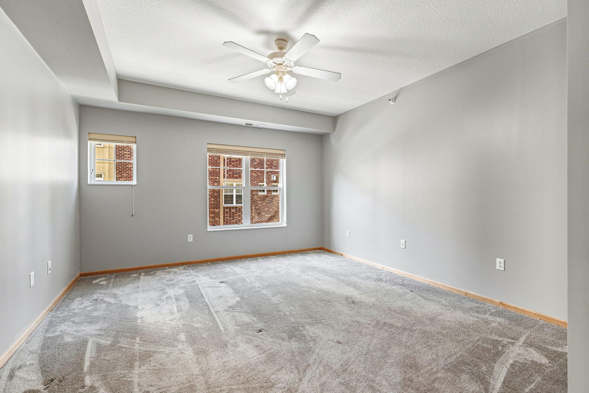 2405 39th Avenue Ne 205 Property Photo 14