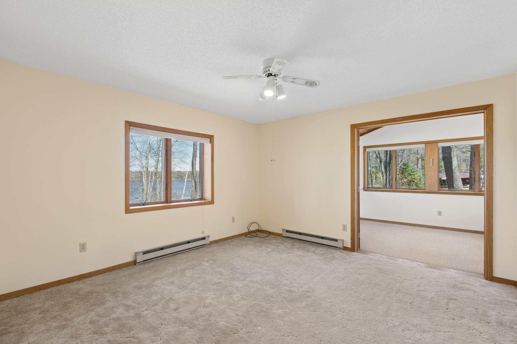 19548 Blue Lane E Property Photo 12