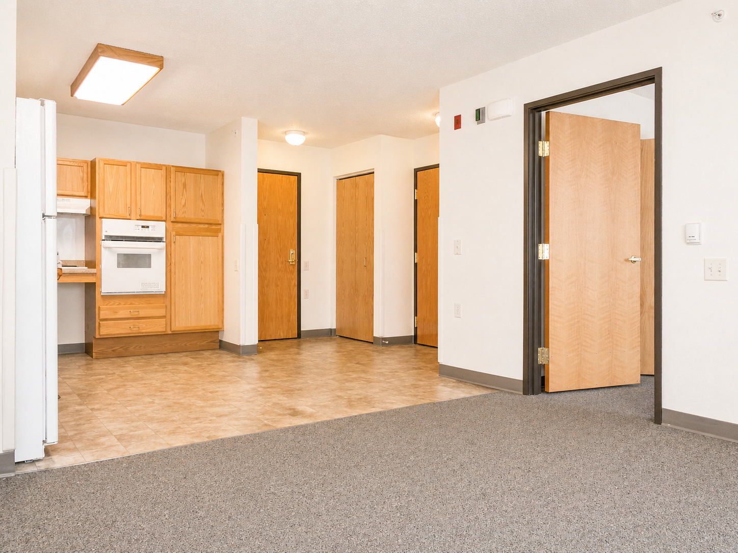 2107 Nobles Street 212 Property Photo 3
