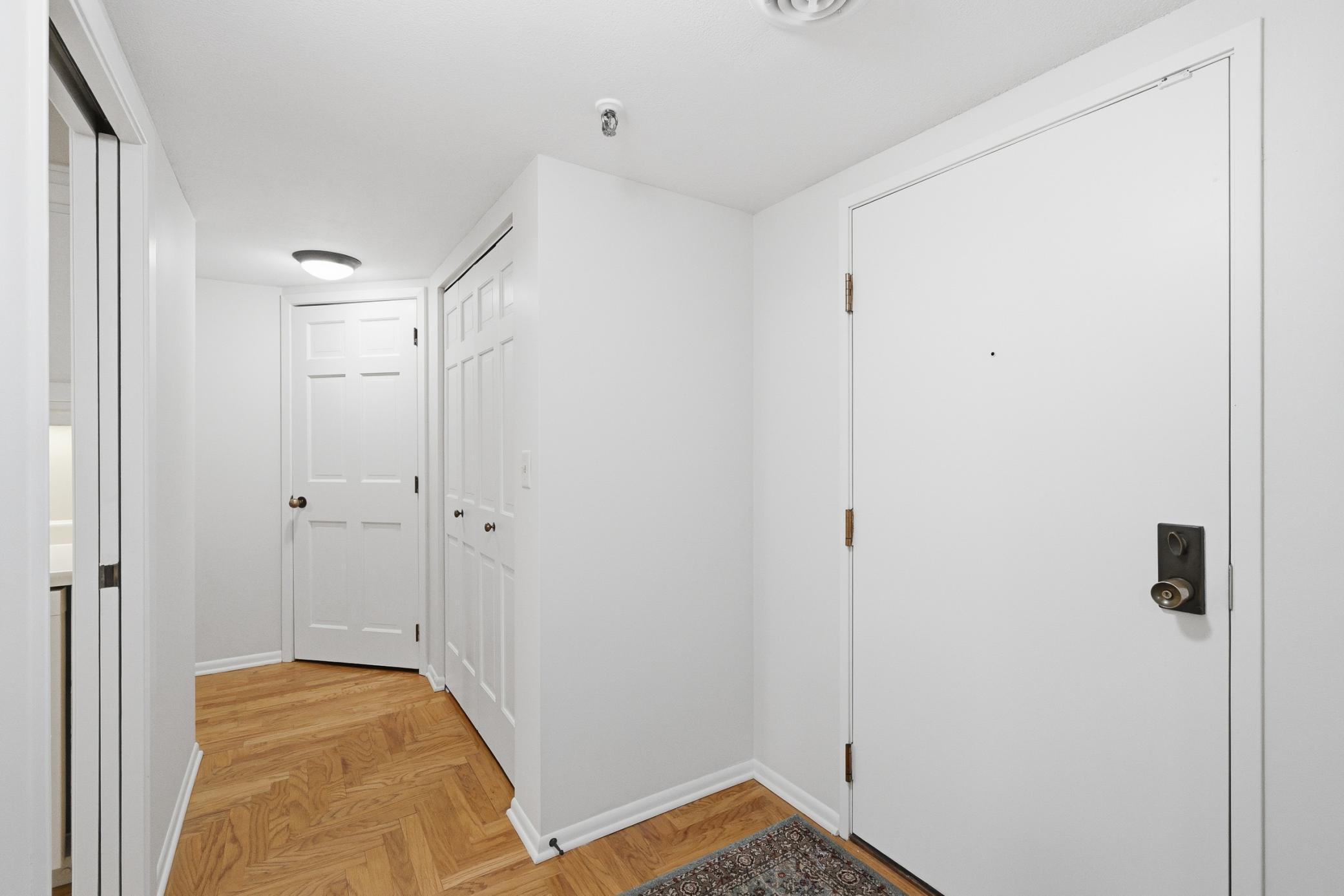 600 4th Street Sw 102 Property Photo 4