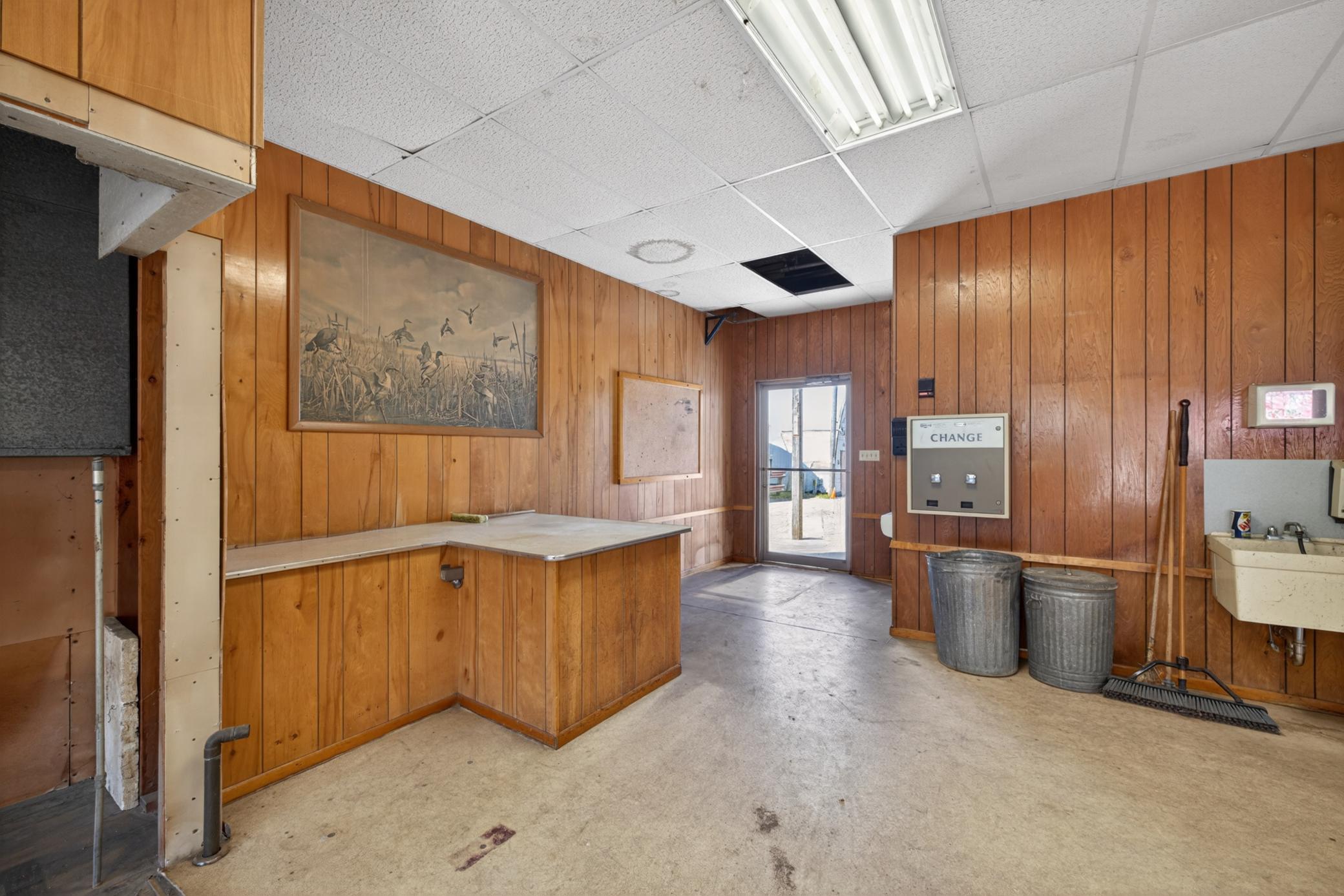 S101 S Main Street Property Photo 12