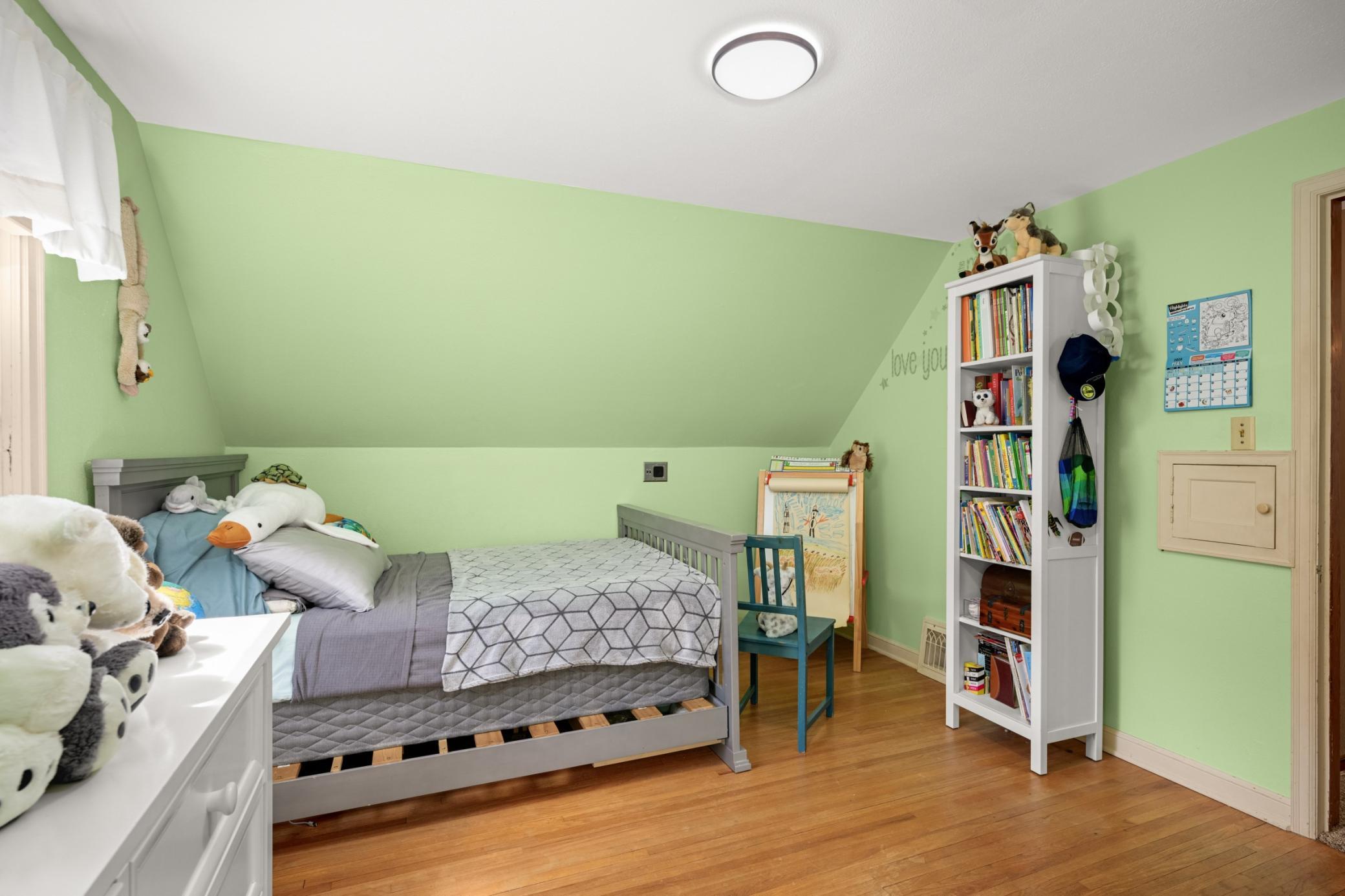 209 Robie Street W Property Photo 18