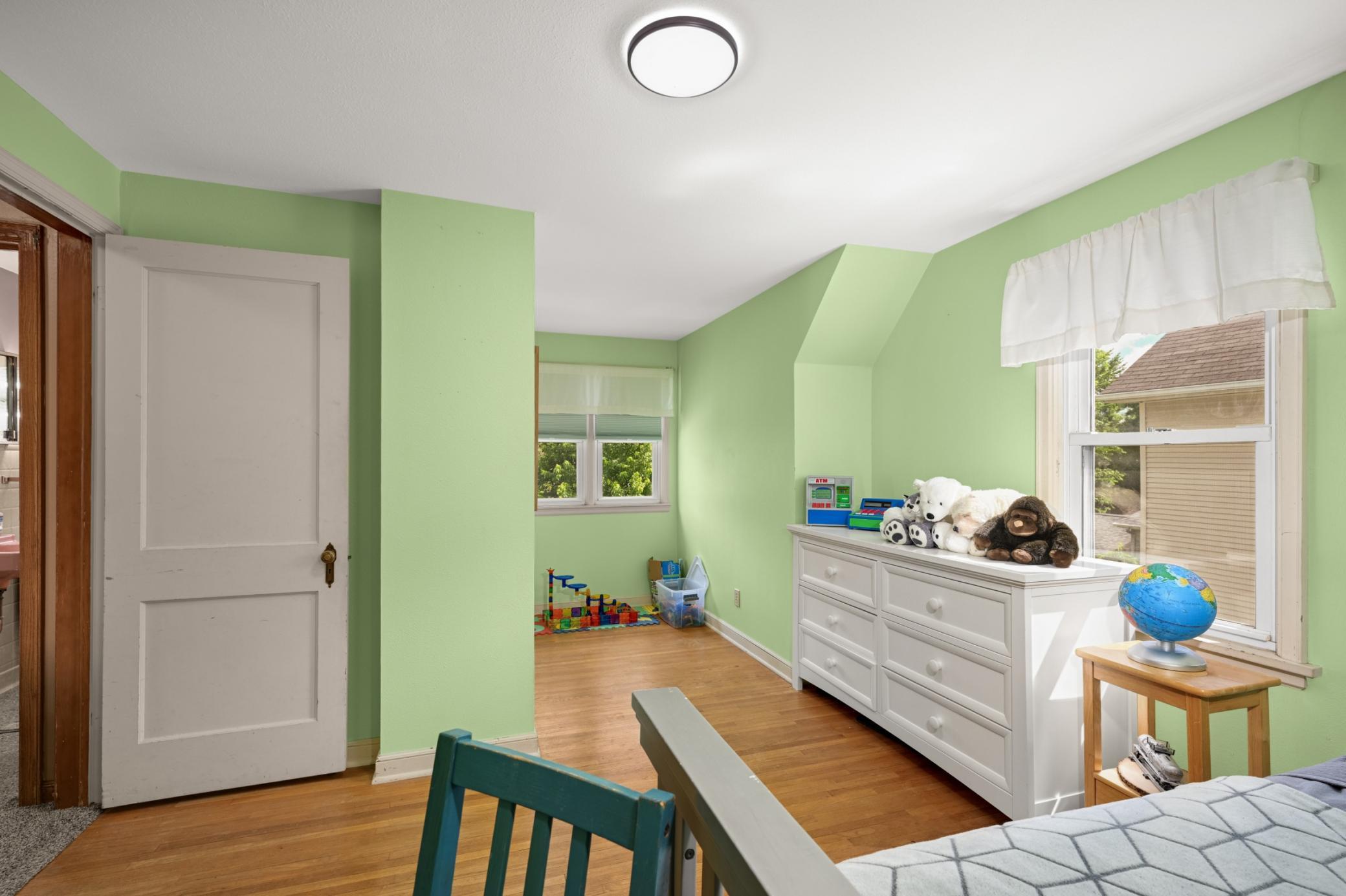209 Robie Street W Property Photo 19
