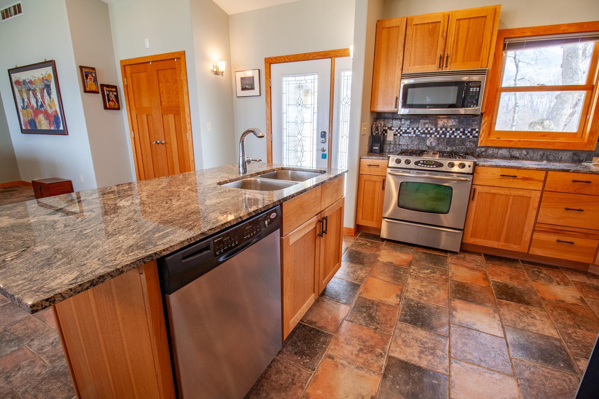 34931 Northview Road Property Photo 24