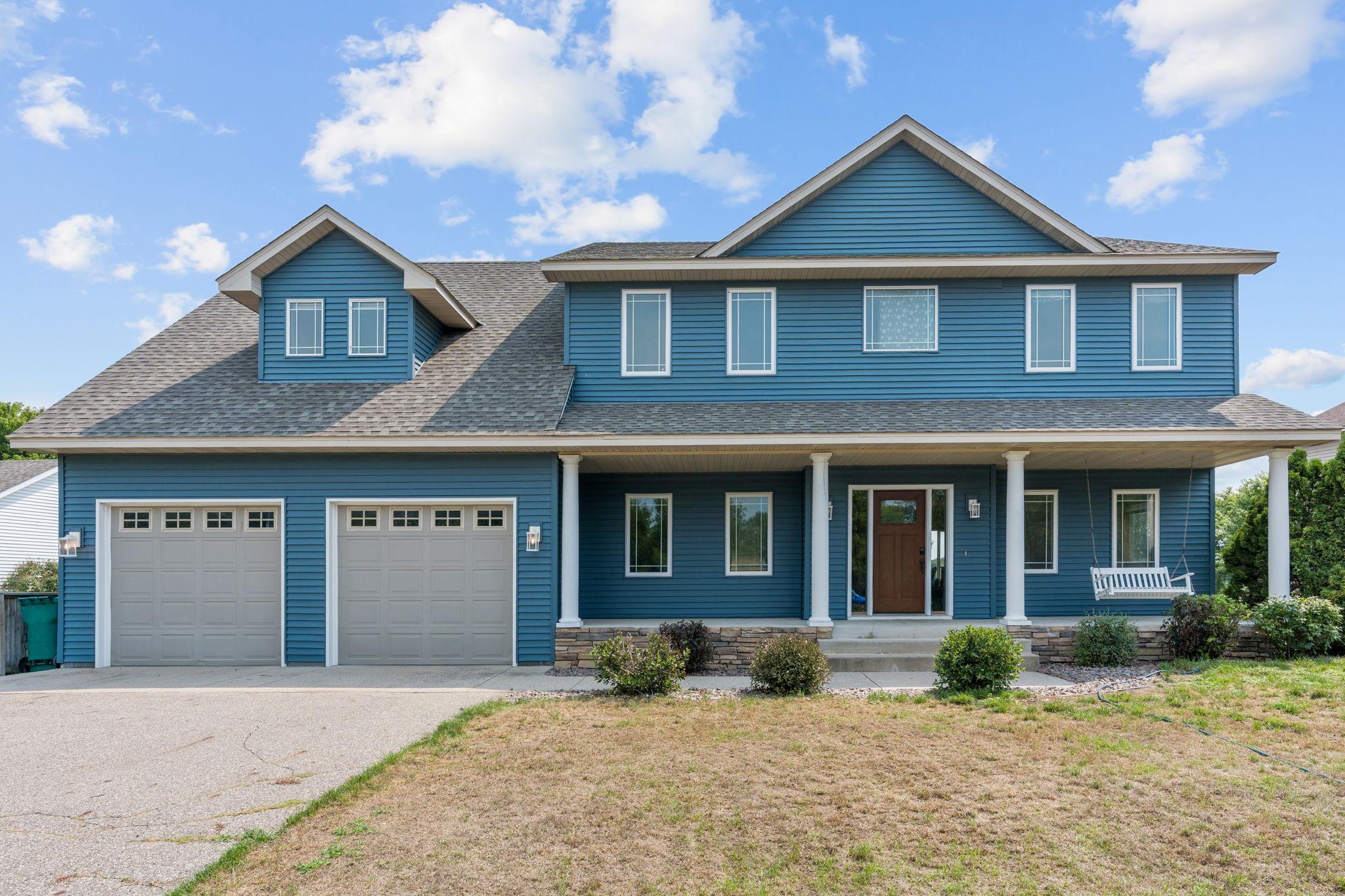 8095 Hunter Lake Drive Property Photo 1