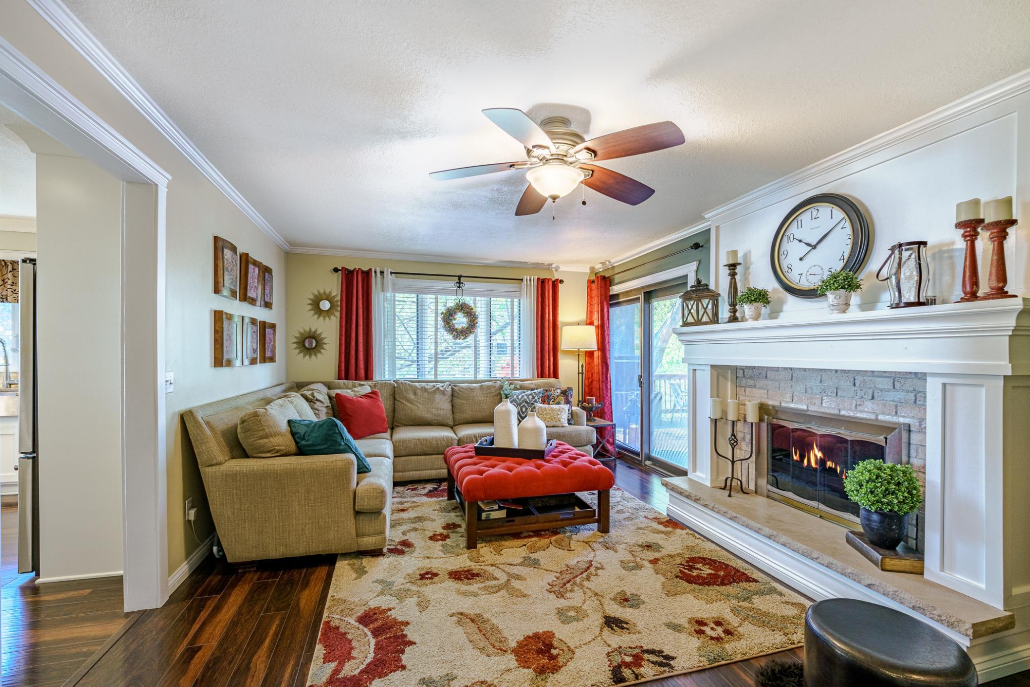 613 Chicago Drive Property Photo 3