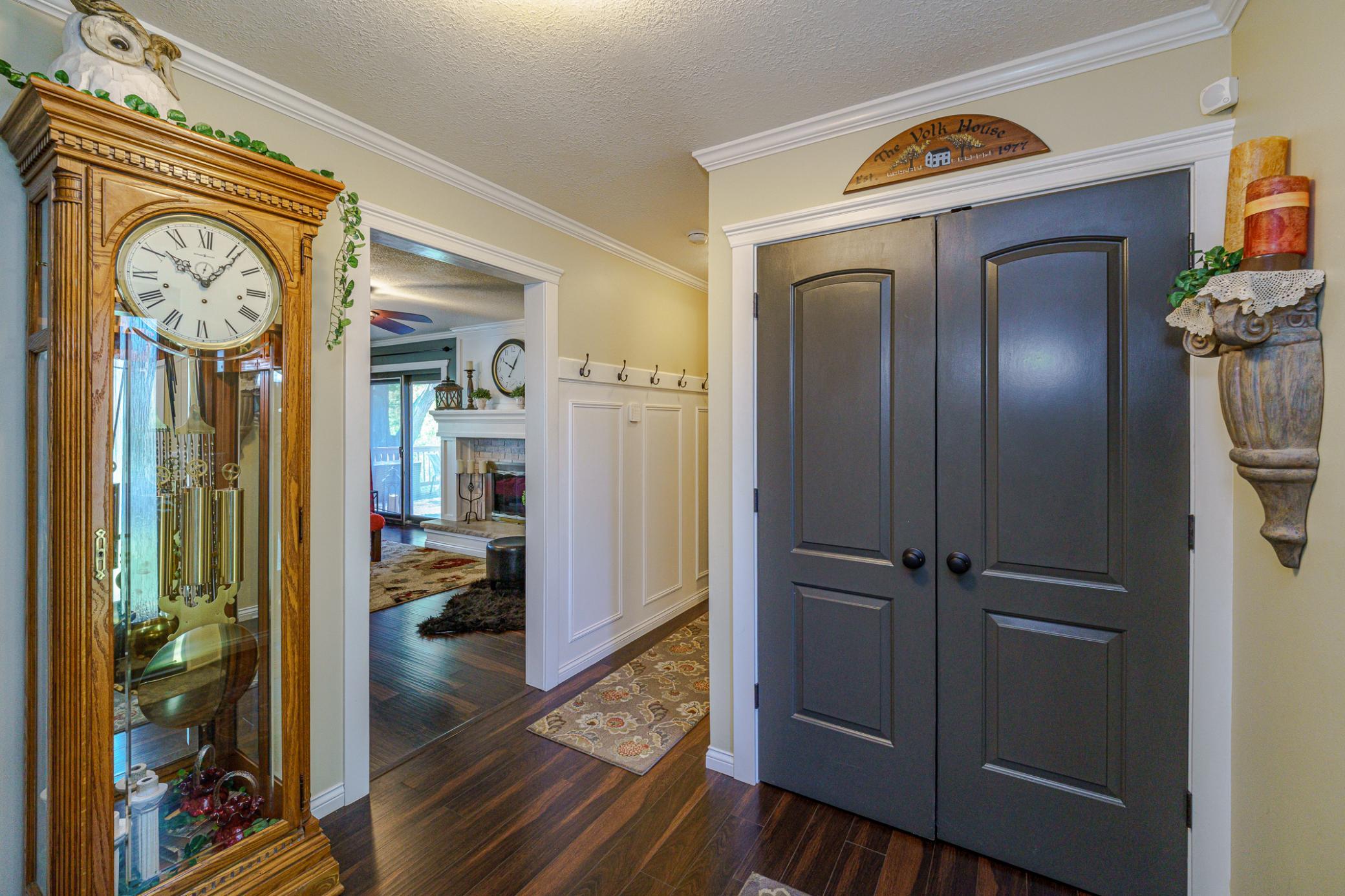 613 Chicago Drive Property Photo 6
