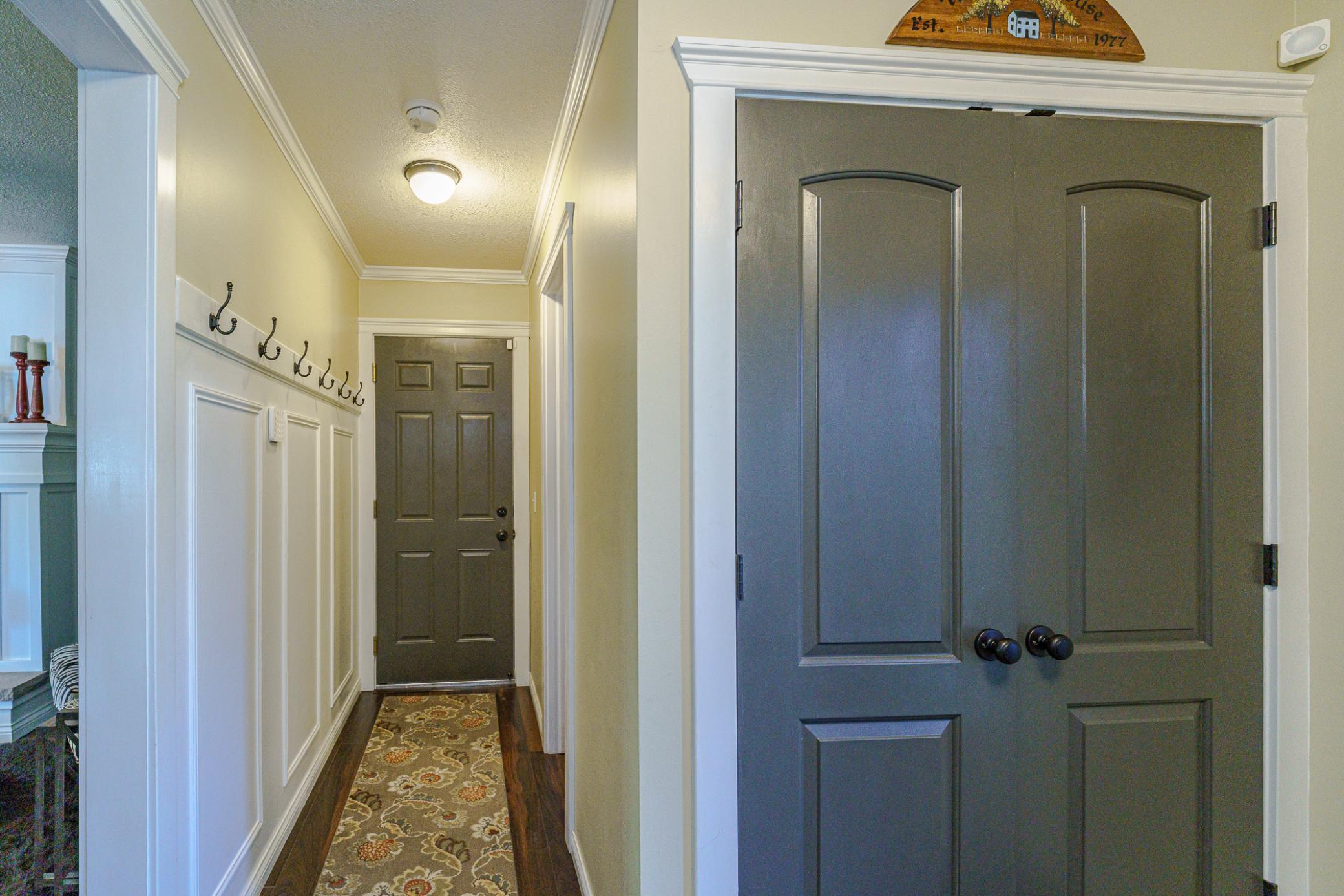 613 Chicago Drive Property Photo 8