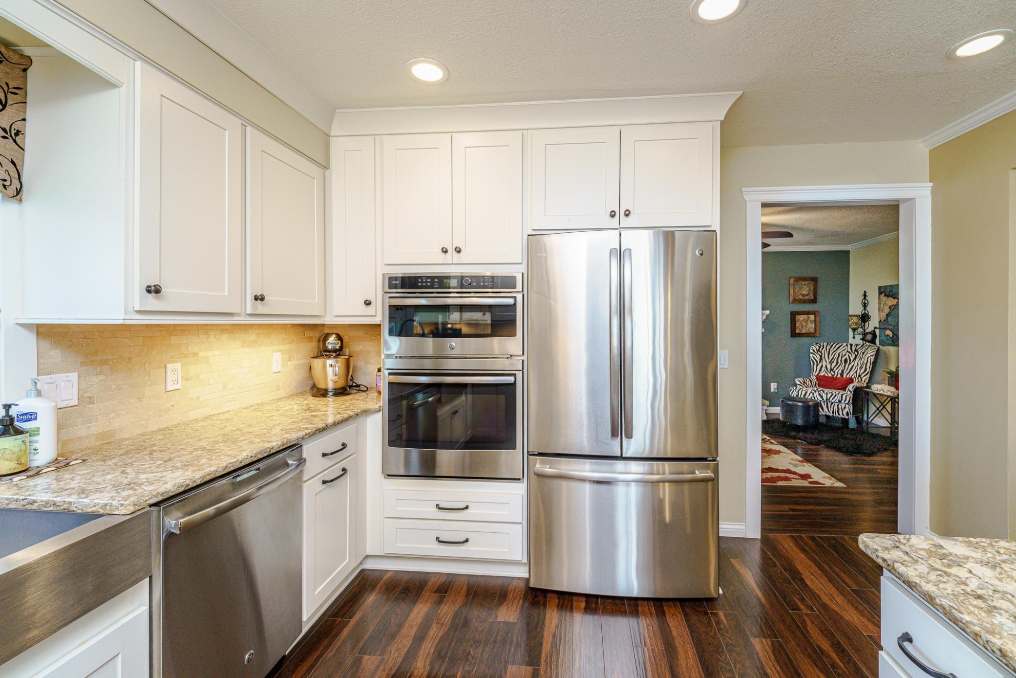 613 Chicago Drive Property Photo 18