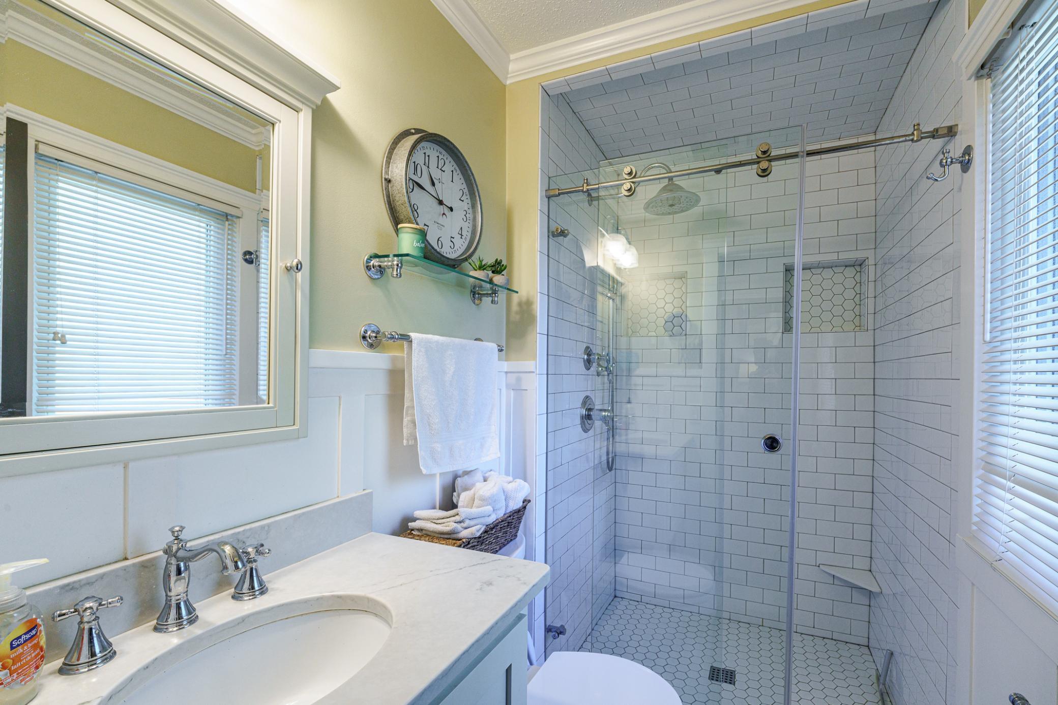 613 Chicago Drive Property Photo 29