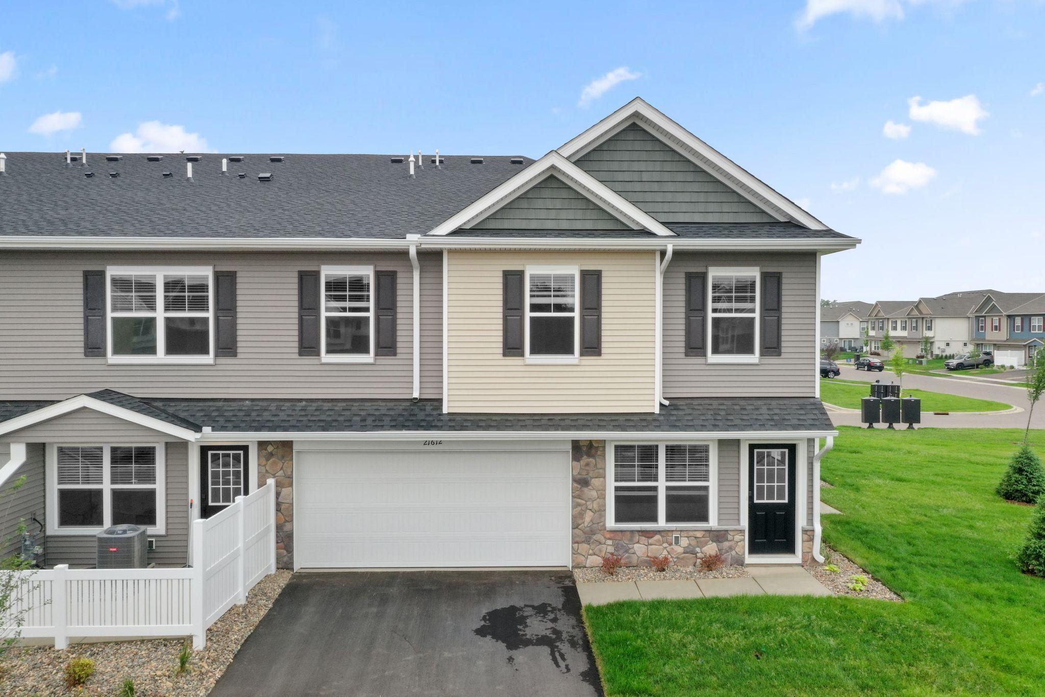 21612 Magnolia Way Property Photo 1