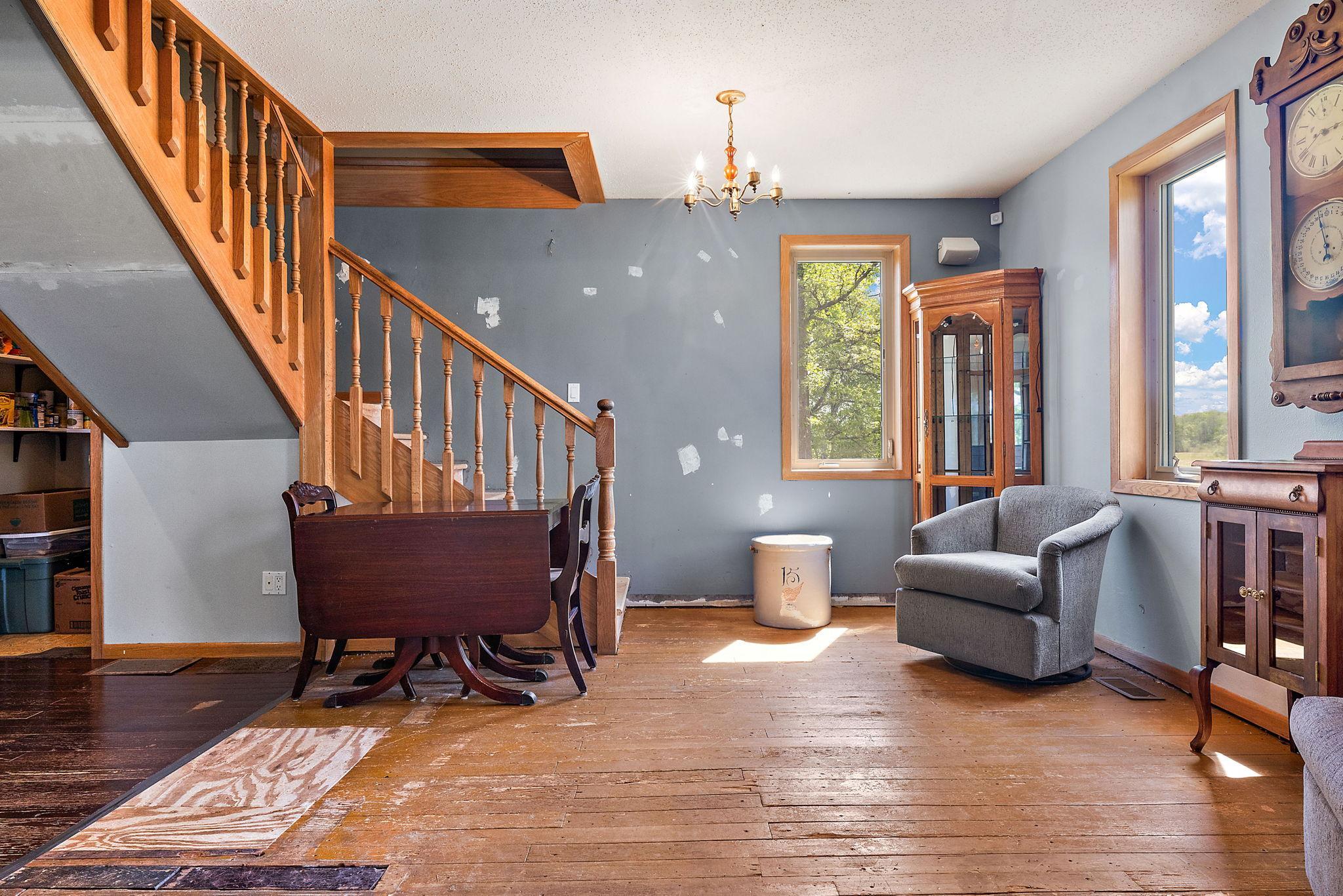 36775 Us Highway 169 Property Photo 8