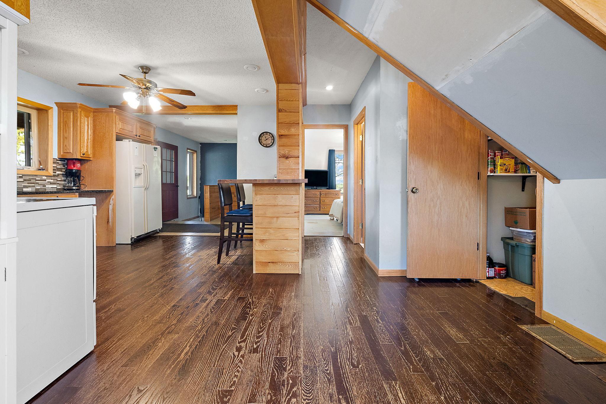 36775 Us Highway 169 Property Photo 10