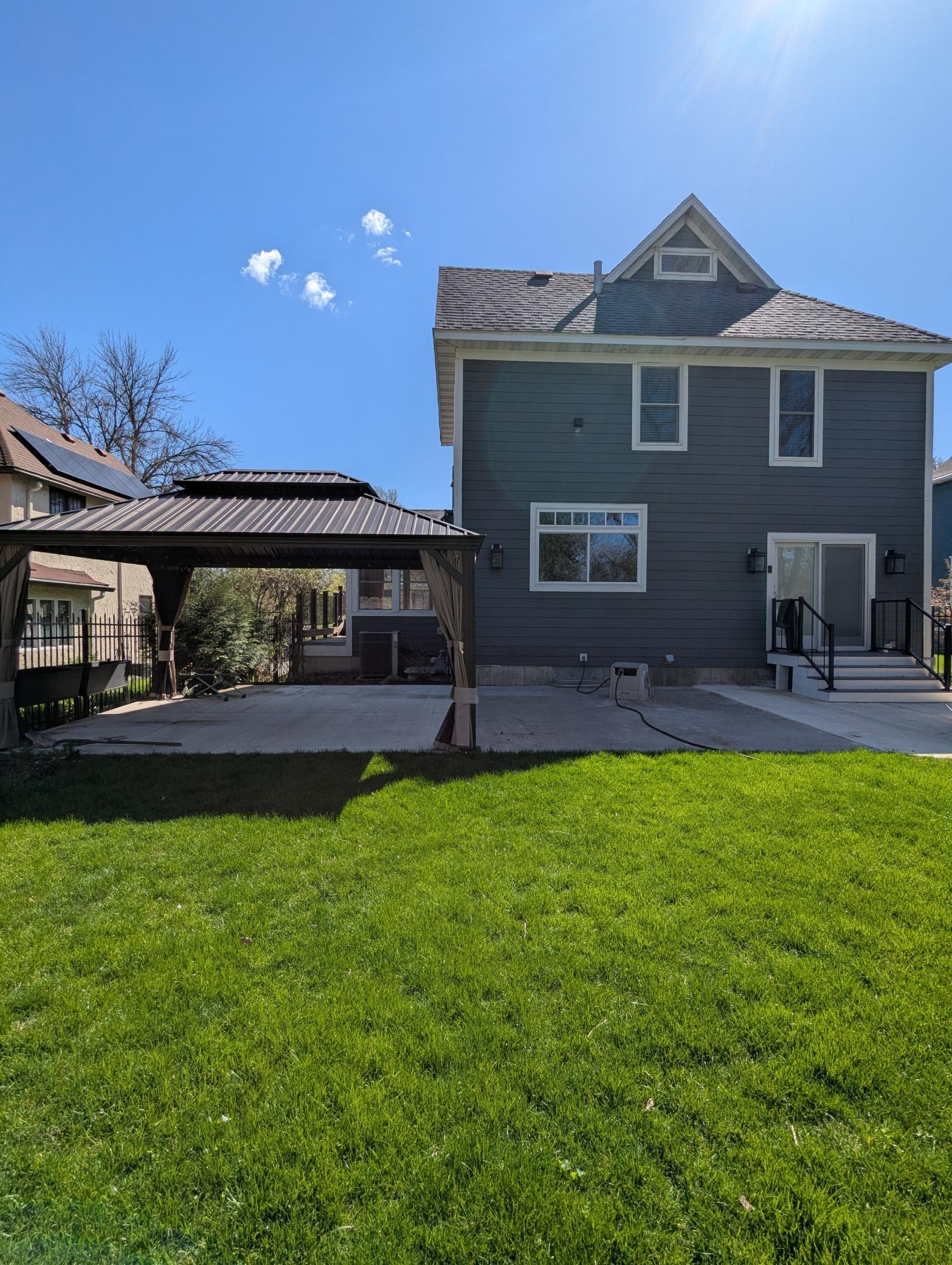 405 Vine Avenue Property Photo 5
