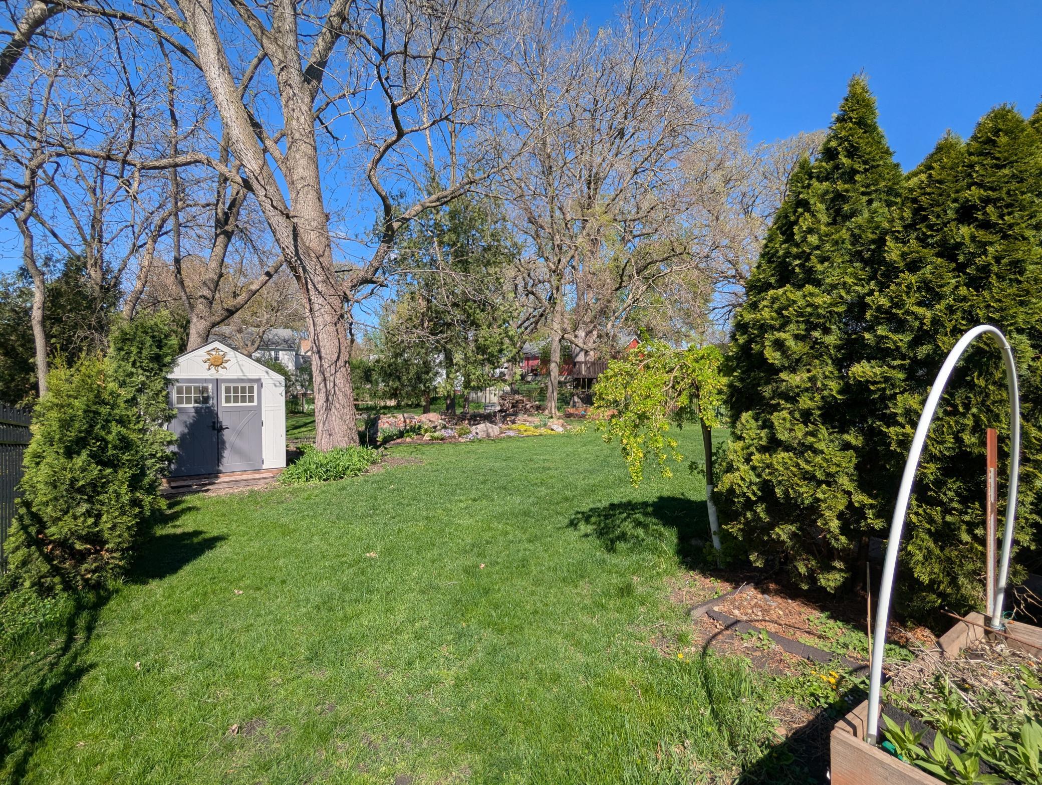 405 Vine Avenue Property Photo 11