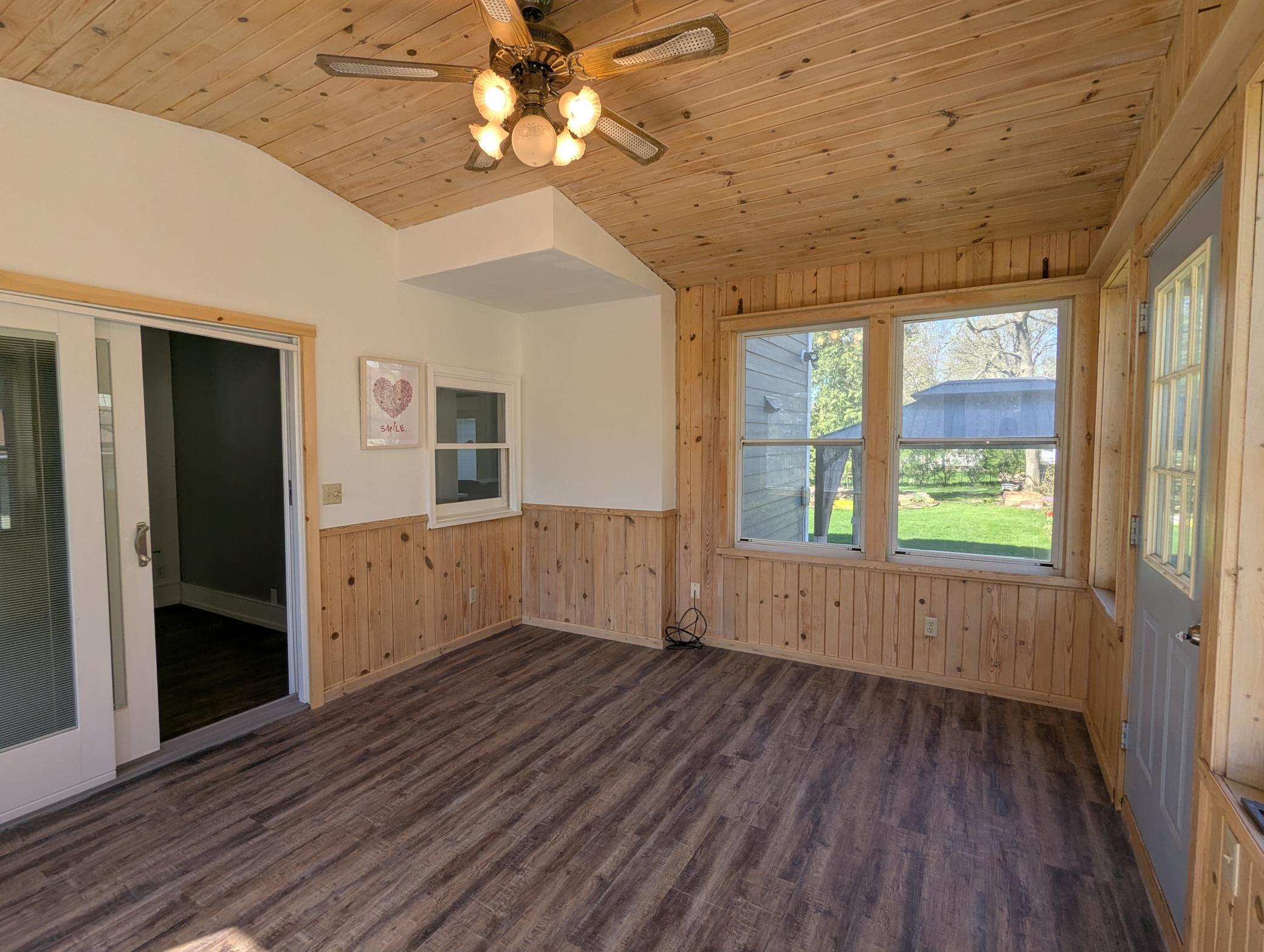 405 Vine Avenue Property Photo 24