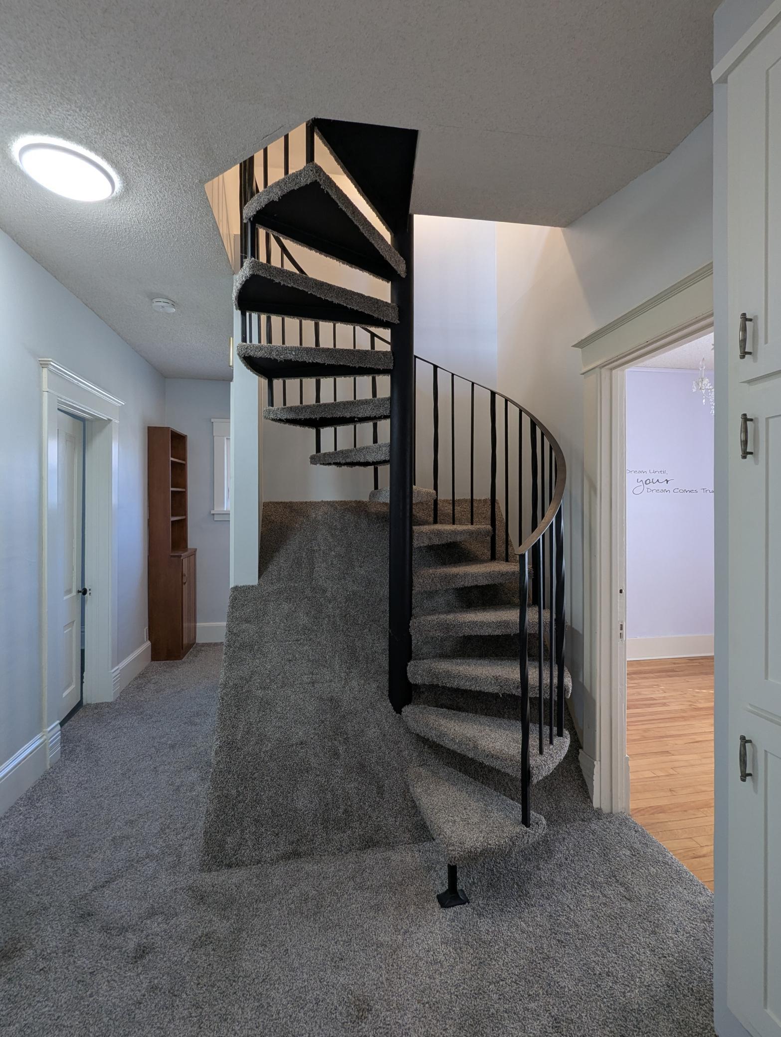 405 Vine Avenue Property Photo 35