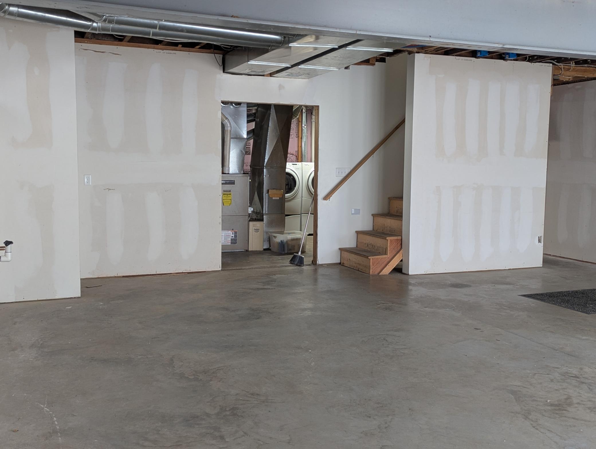 405 Vine Avenue Property Photo 39