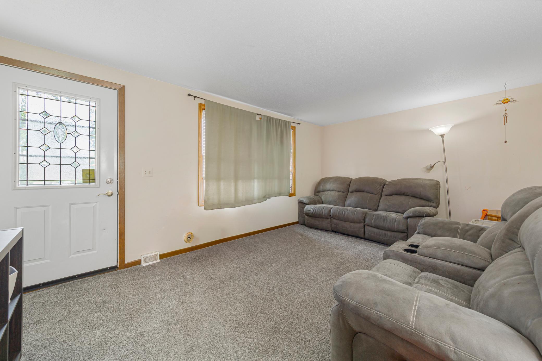 303 12th Avenue Se Property Photo 10