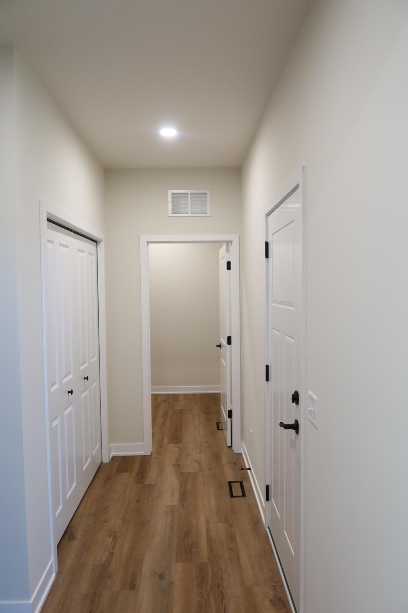 17838 Hamburg Avenue Property Photo 7