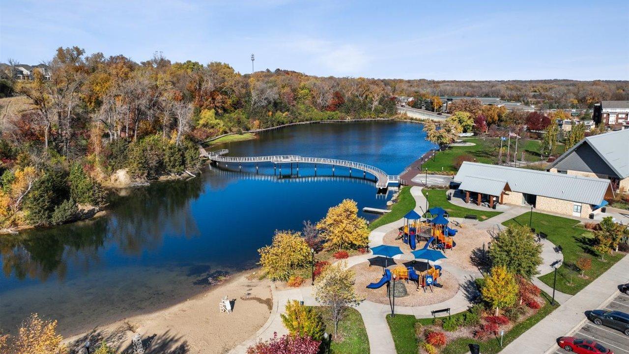 1733 Oak Creek Pass Property Photo 34