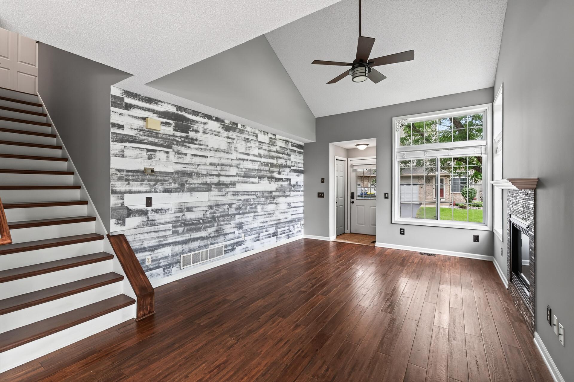 13821 Edgewood Avenue Property Photo 2