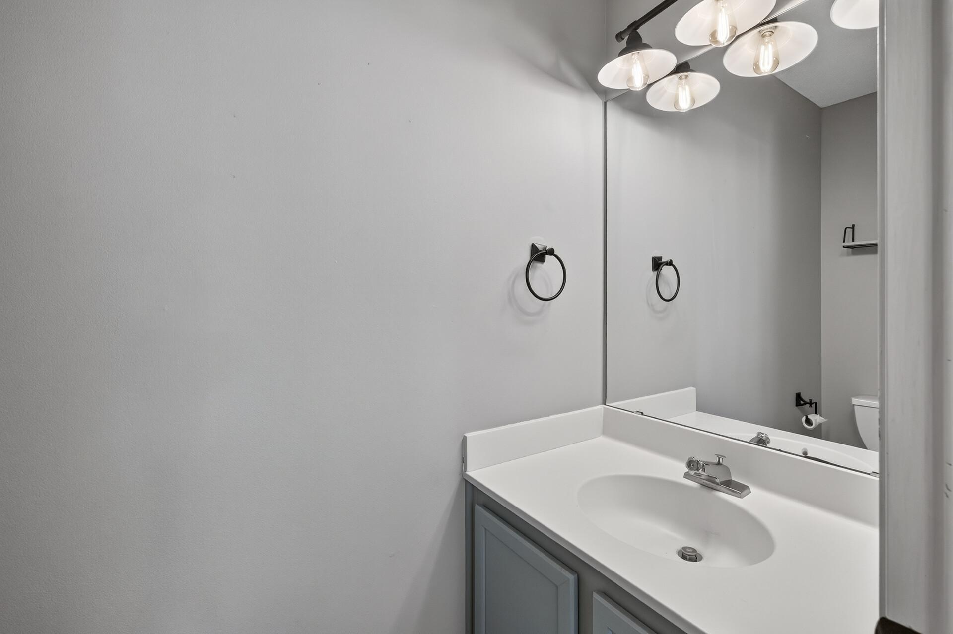 13821 Edgewood Avenue Property Photo 12