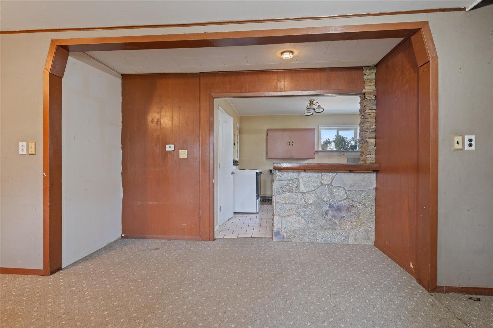 429 S 4th Avenue E Property Photo 10