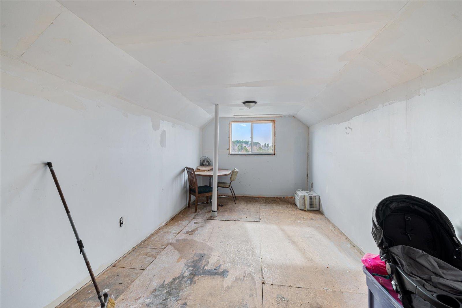 429 S 4th Avenue E Property Photo 47