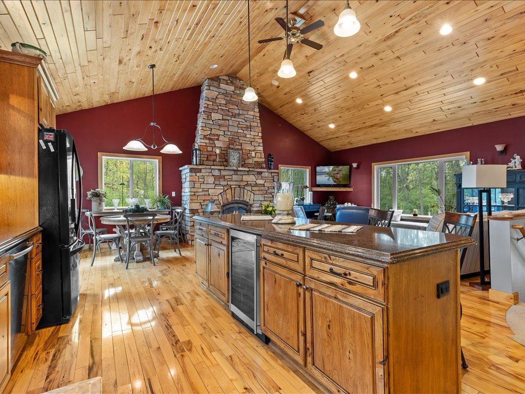 7414 Burr Lane Property Photo 8