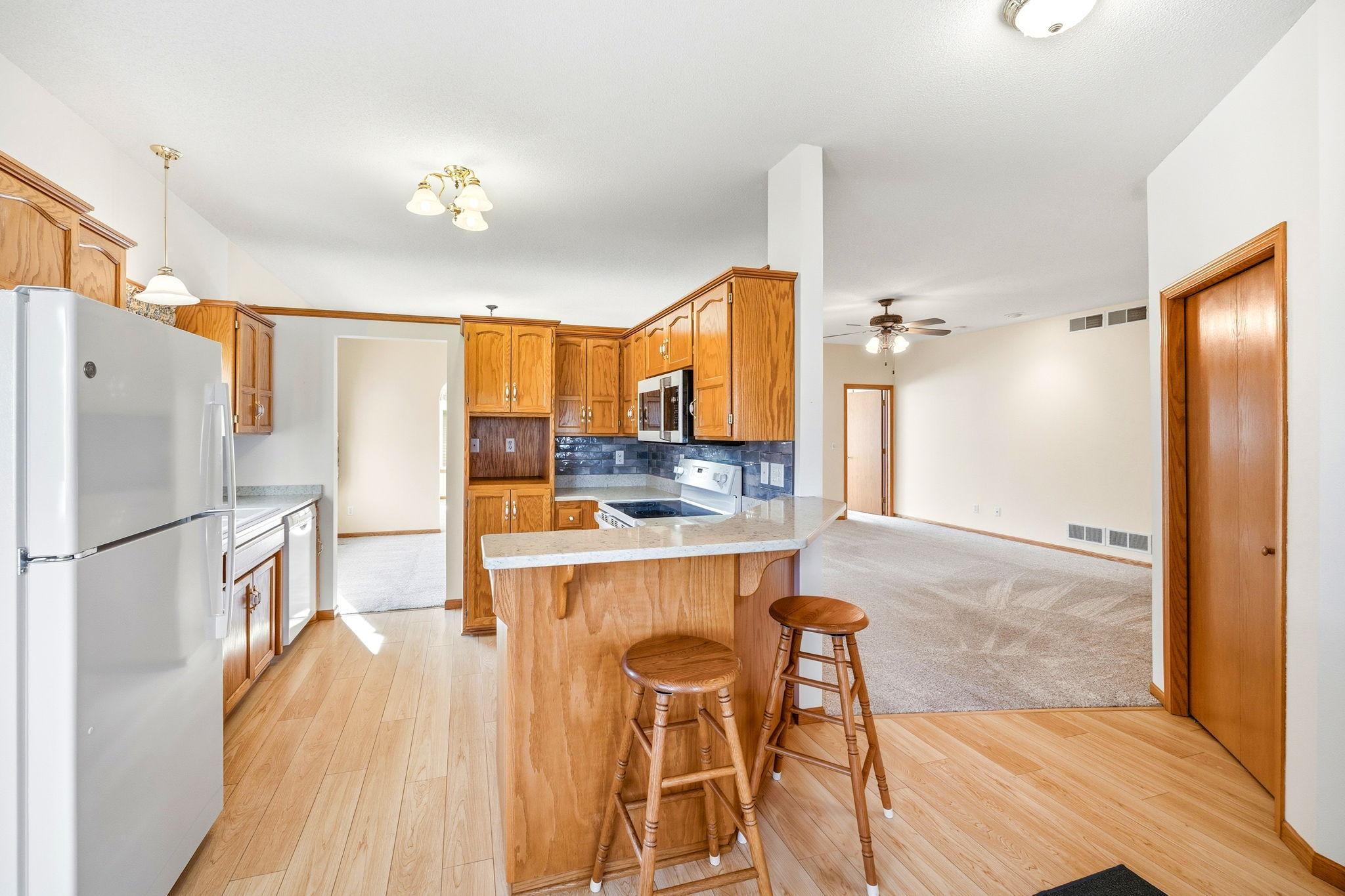 195 Goldfinch Lane Property Photo 4