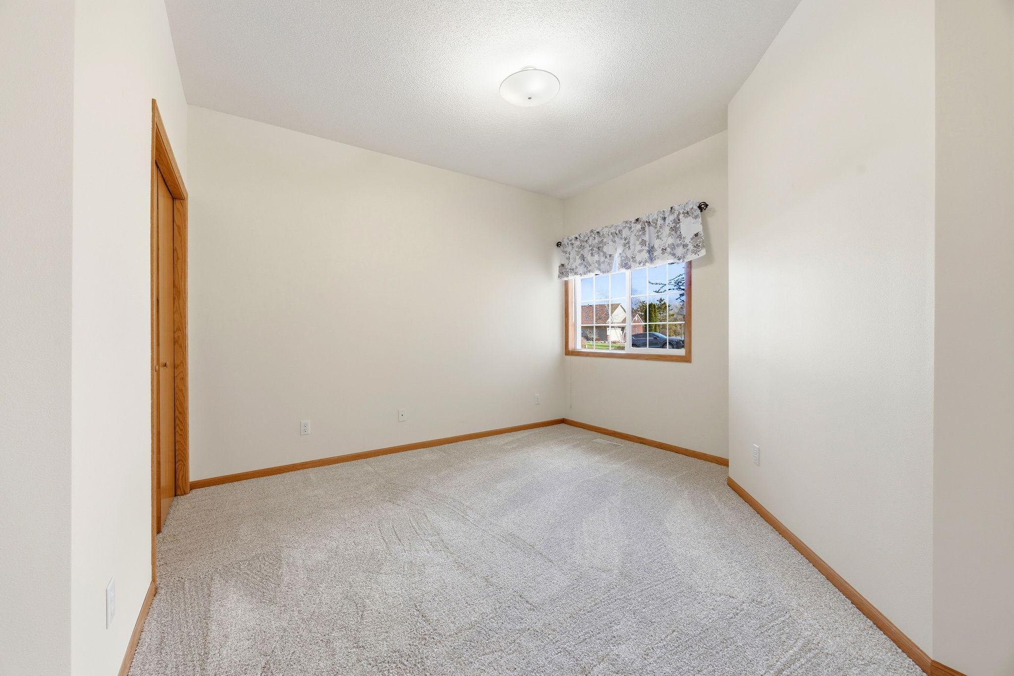 195 Goldfinch Lane Property Photo 18