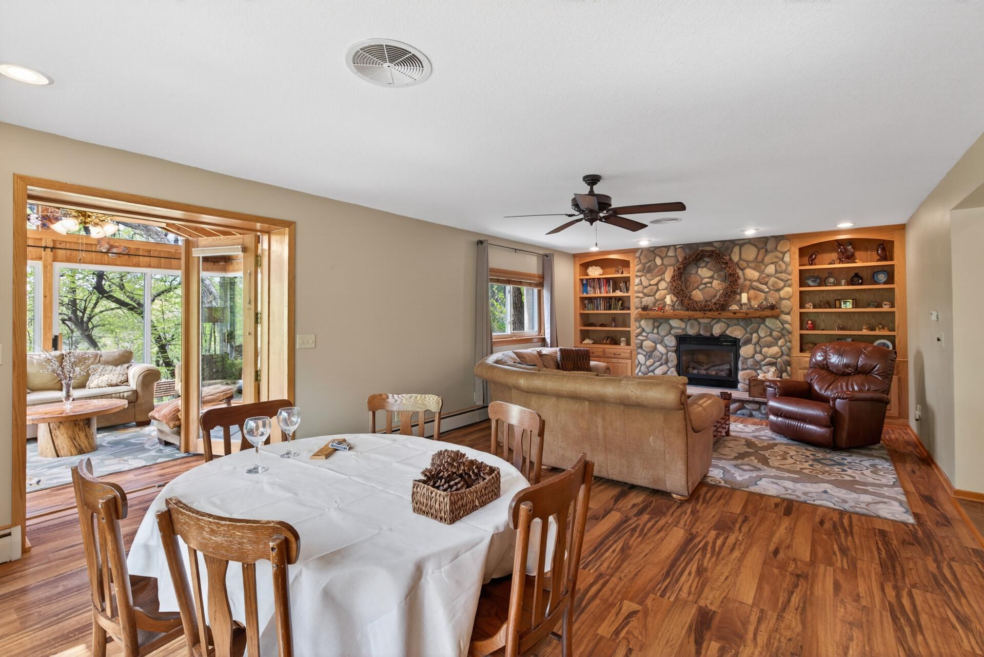 9551 Riverview Road Property Photo 3