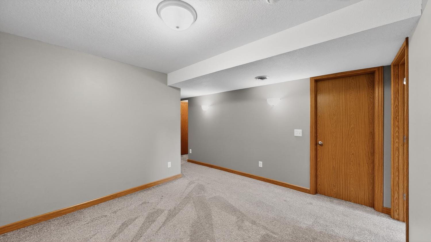 2067 26th Avenue Nw Property Photo 24