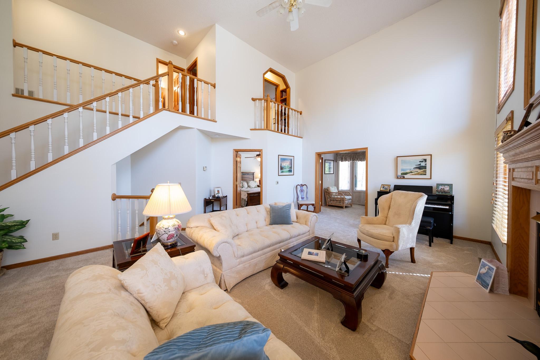 13274 Huntington Drive Property Photo 1
