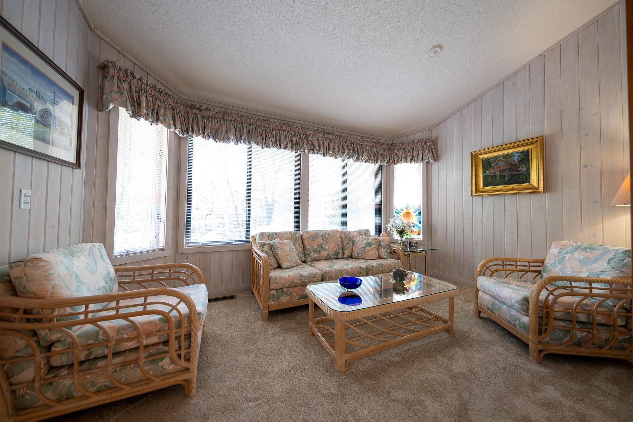 13274 Huntington Drive Property Photo 5