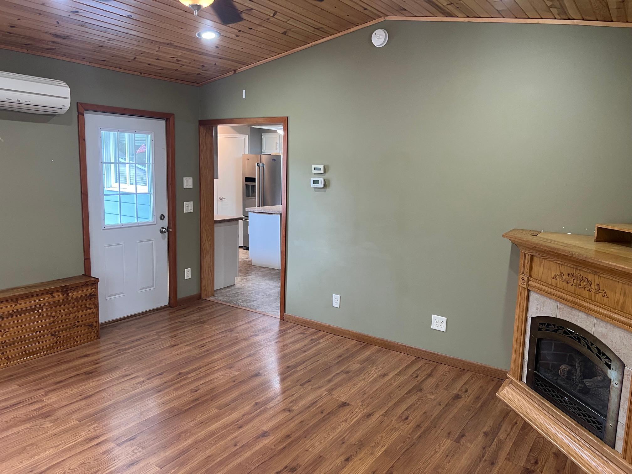129 Nelson Street E Property Photo 12