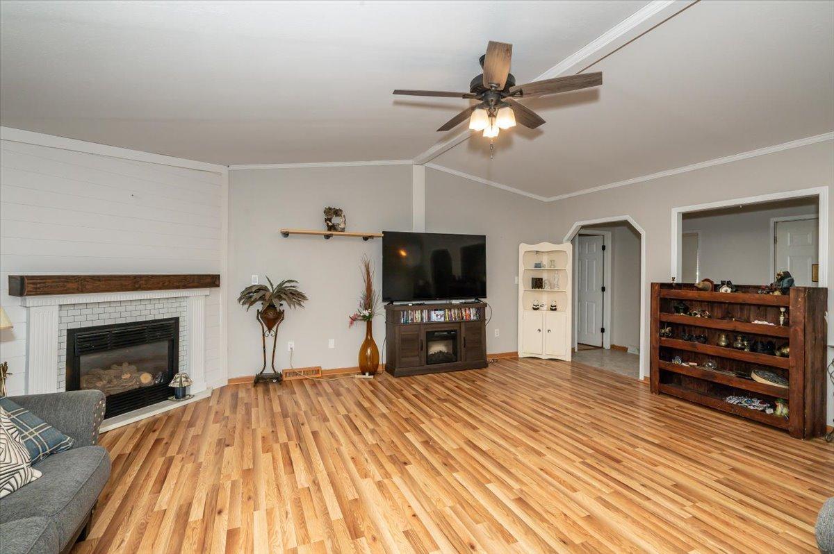4612 E Valley Brook Road Property Photo 7