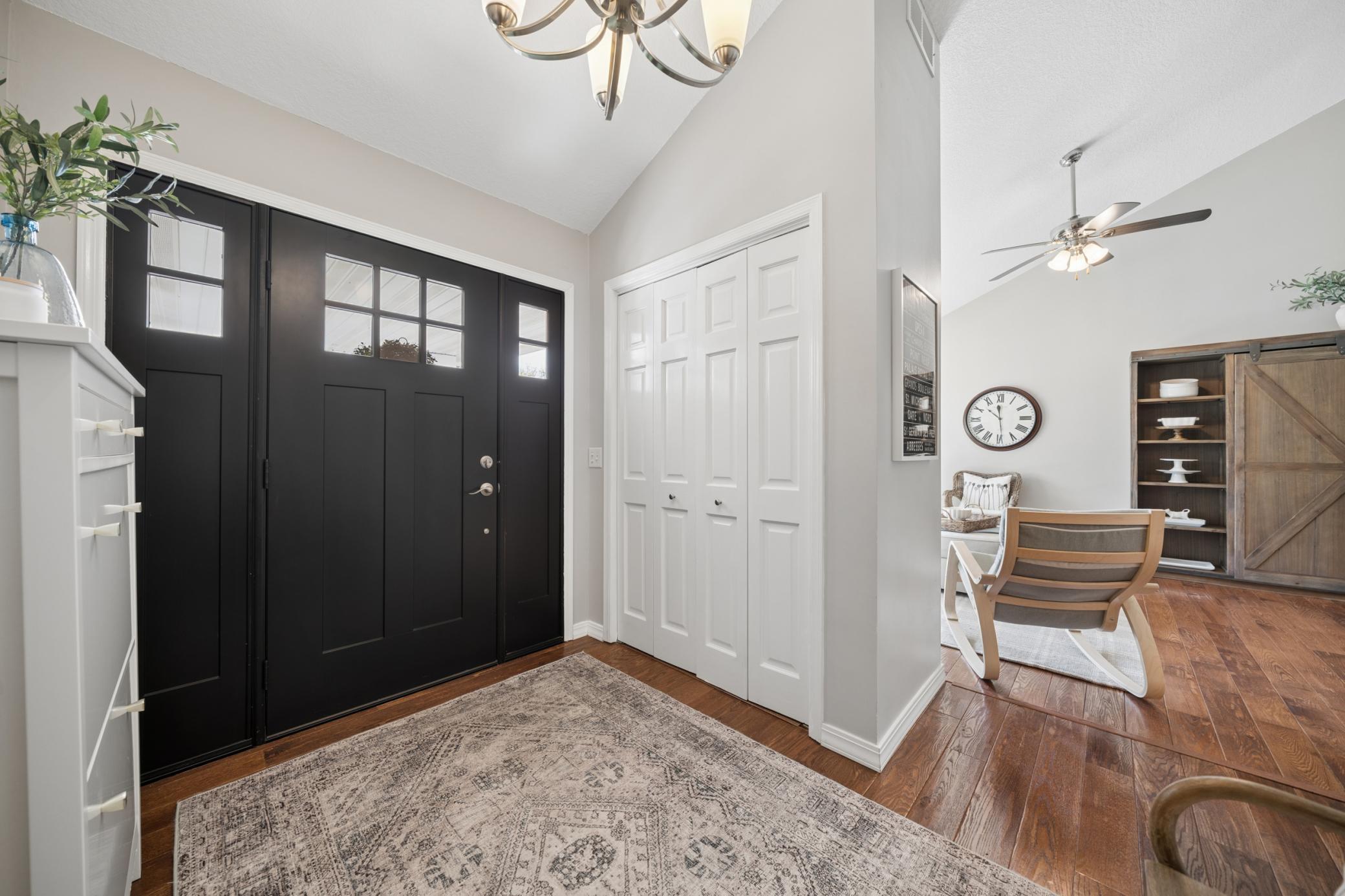 313 Chancery Lane Property Photo 4