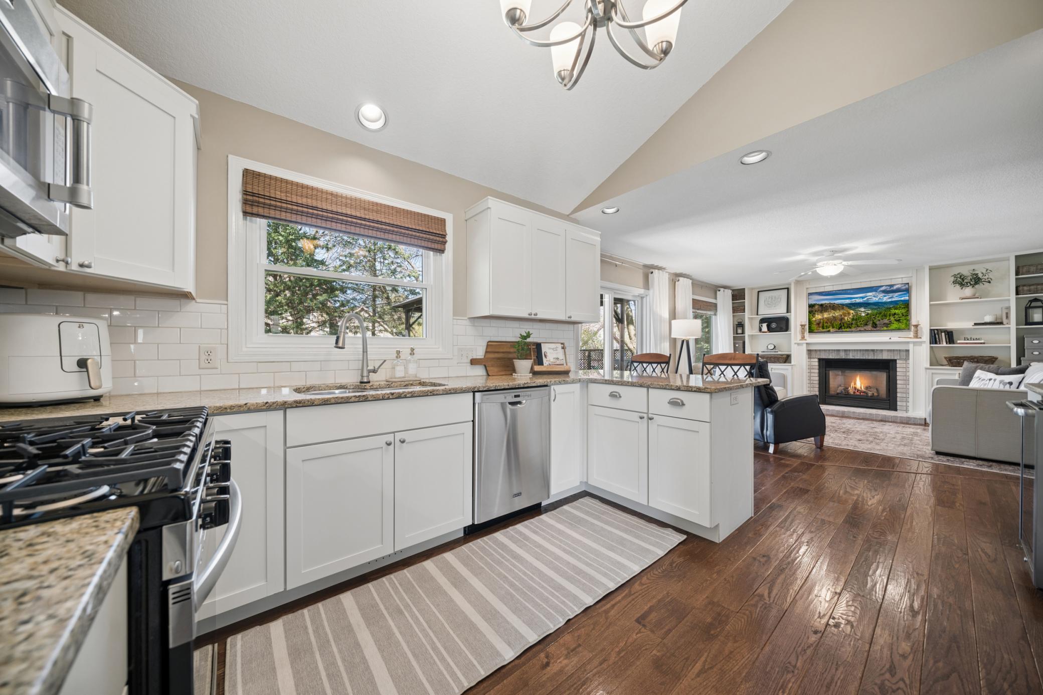 313 Chancery Lane Property Photo 12