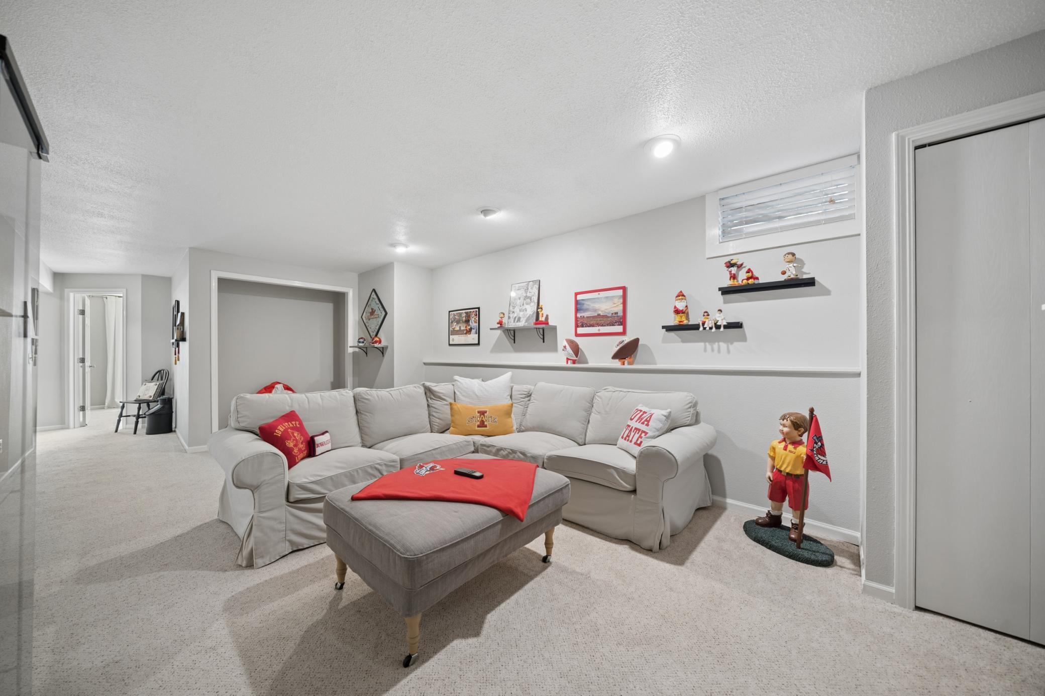 313 Chancery Lane Property Photo 35